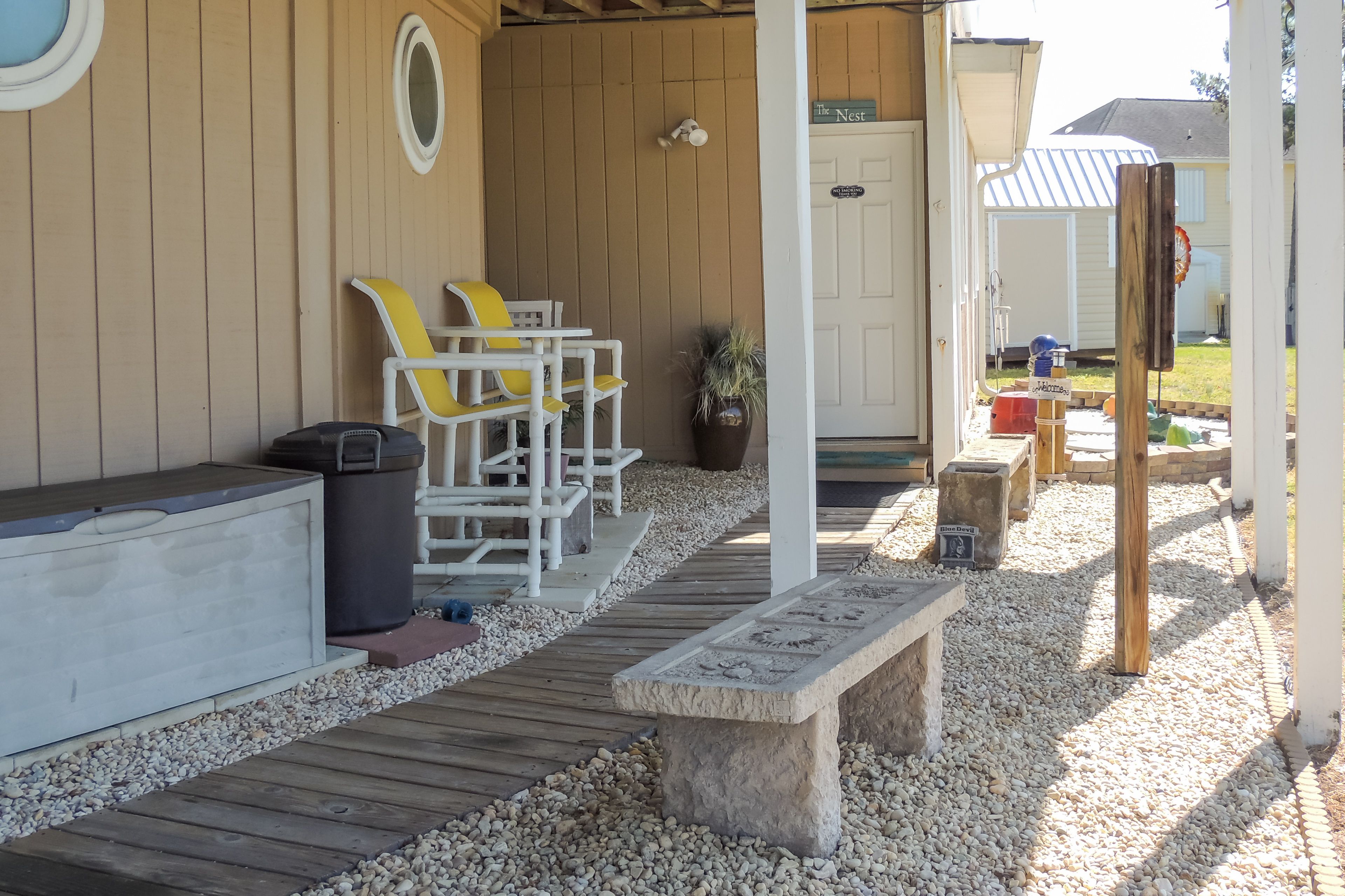 Patio | Seating