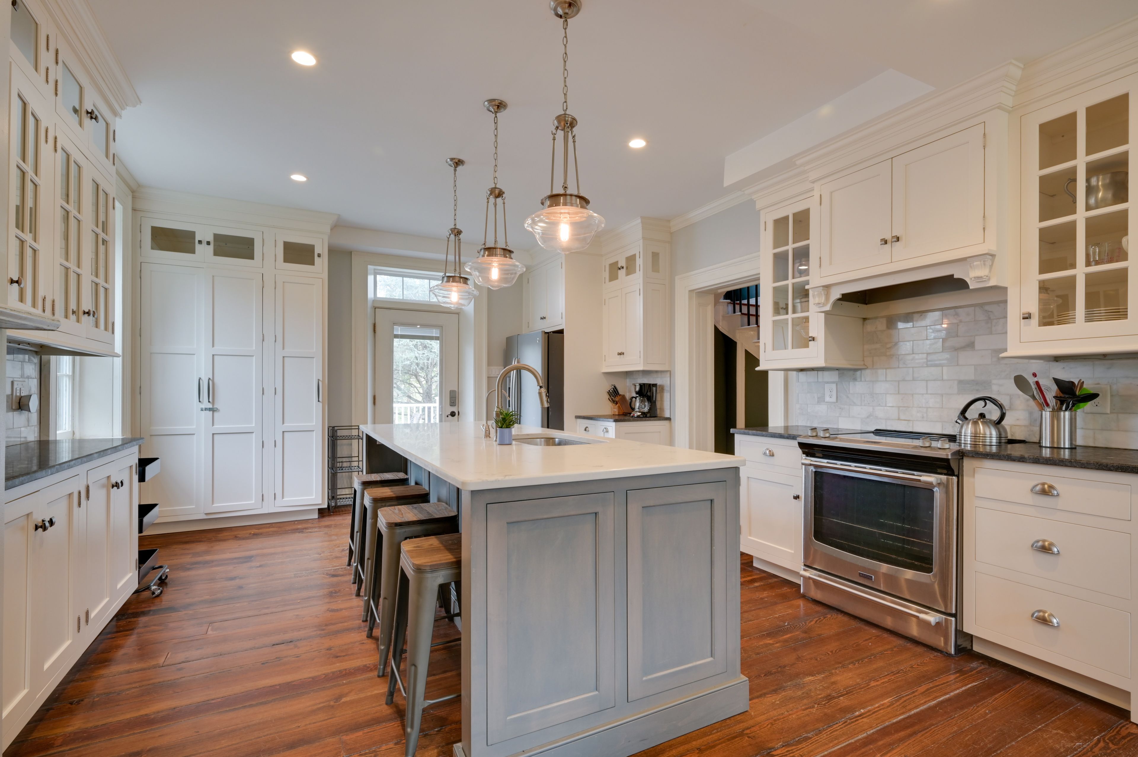 Kitchen | Cooking Basics | Coffee Maker | Paper Towels/Trash Bags Provided