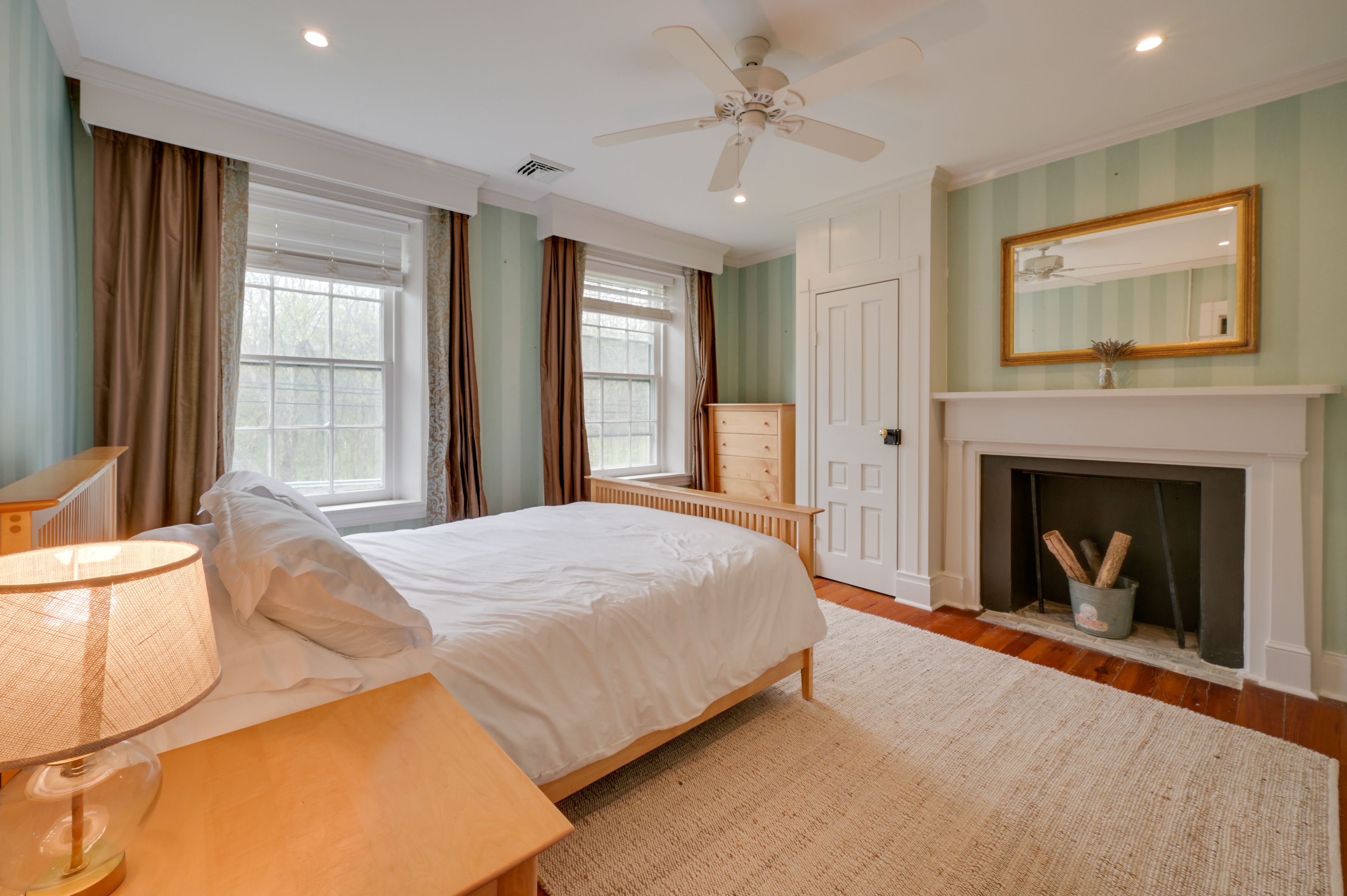 Bedroom 1 | Queen Bed | 2nd Floor