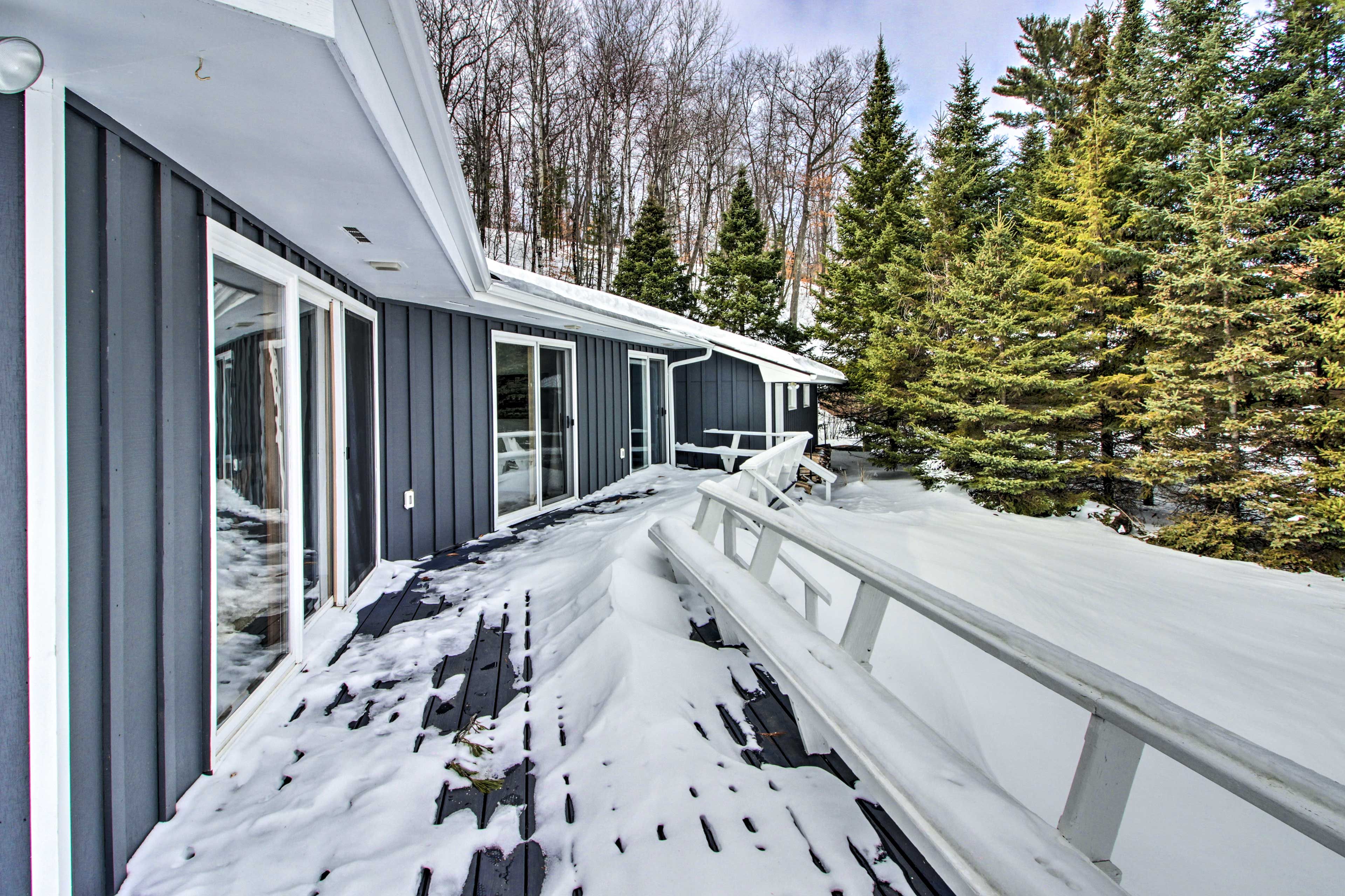 Wraparound Deck