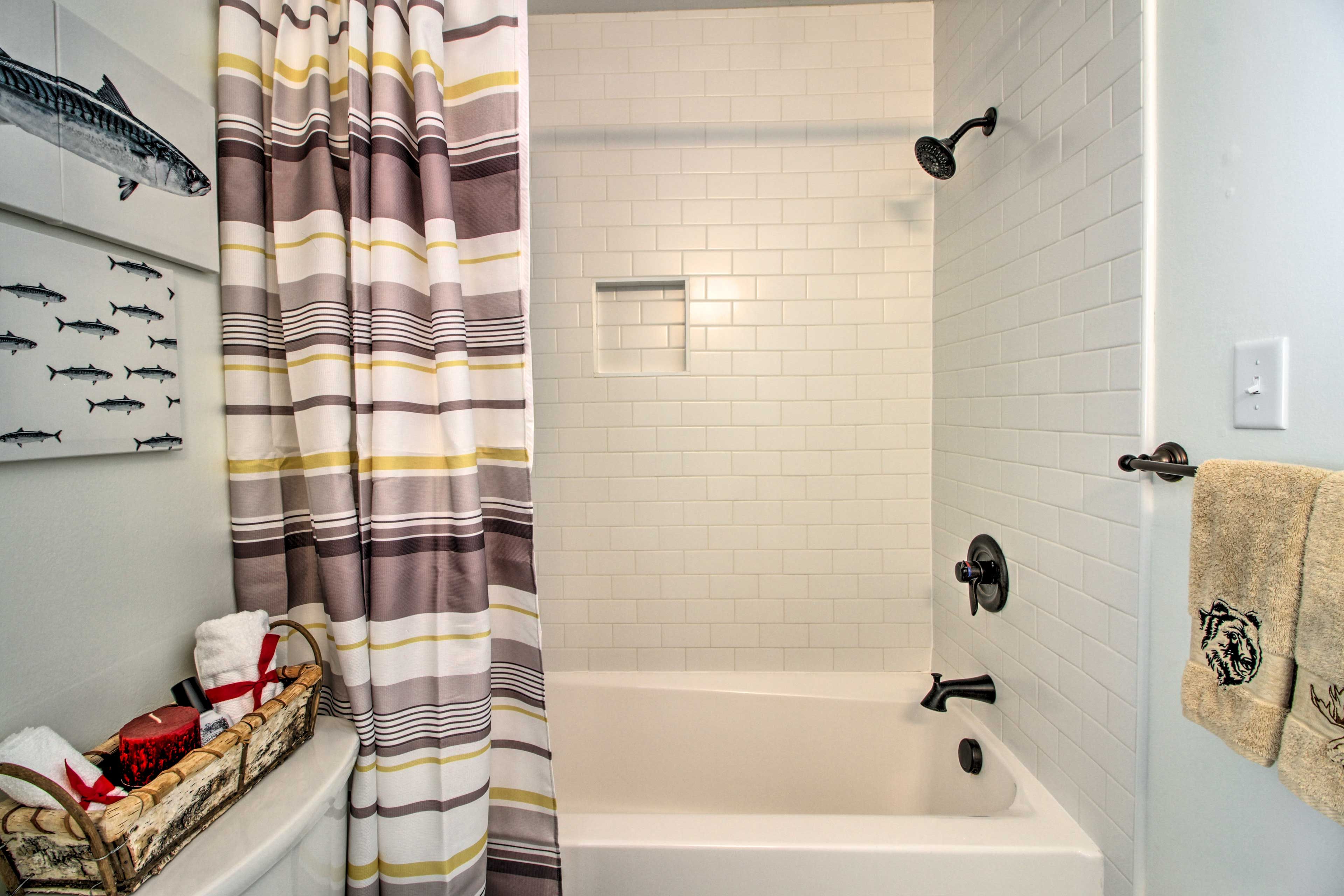 Bathroom | Towels Provided