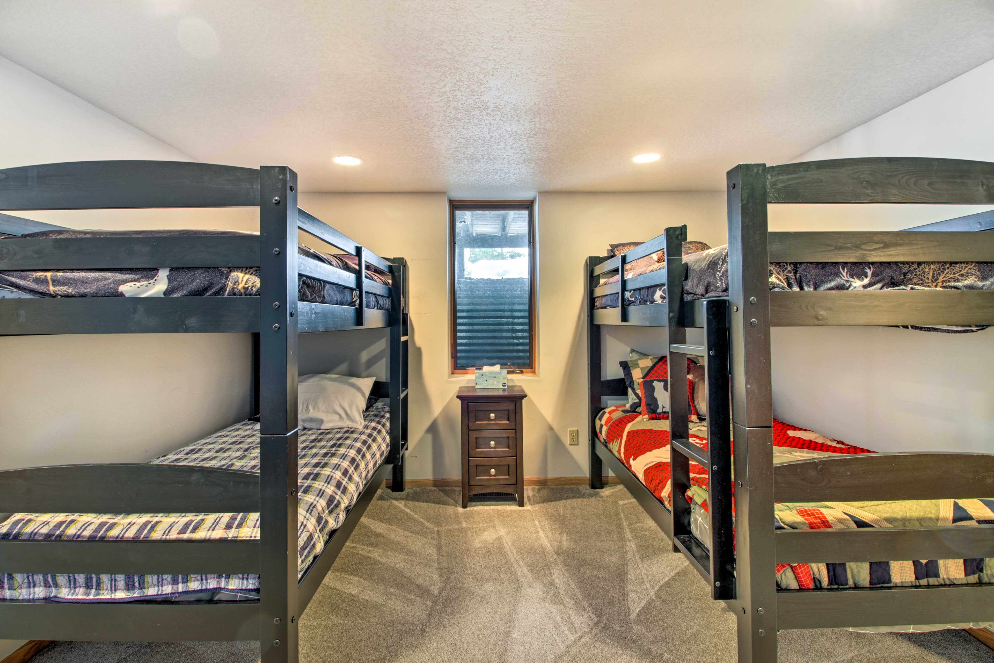 Sleeping Nook | 2 Twin Bunk Beds | Lower Level