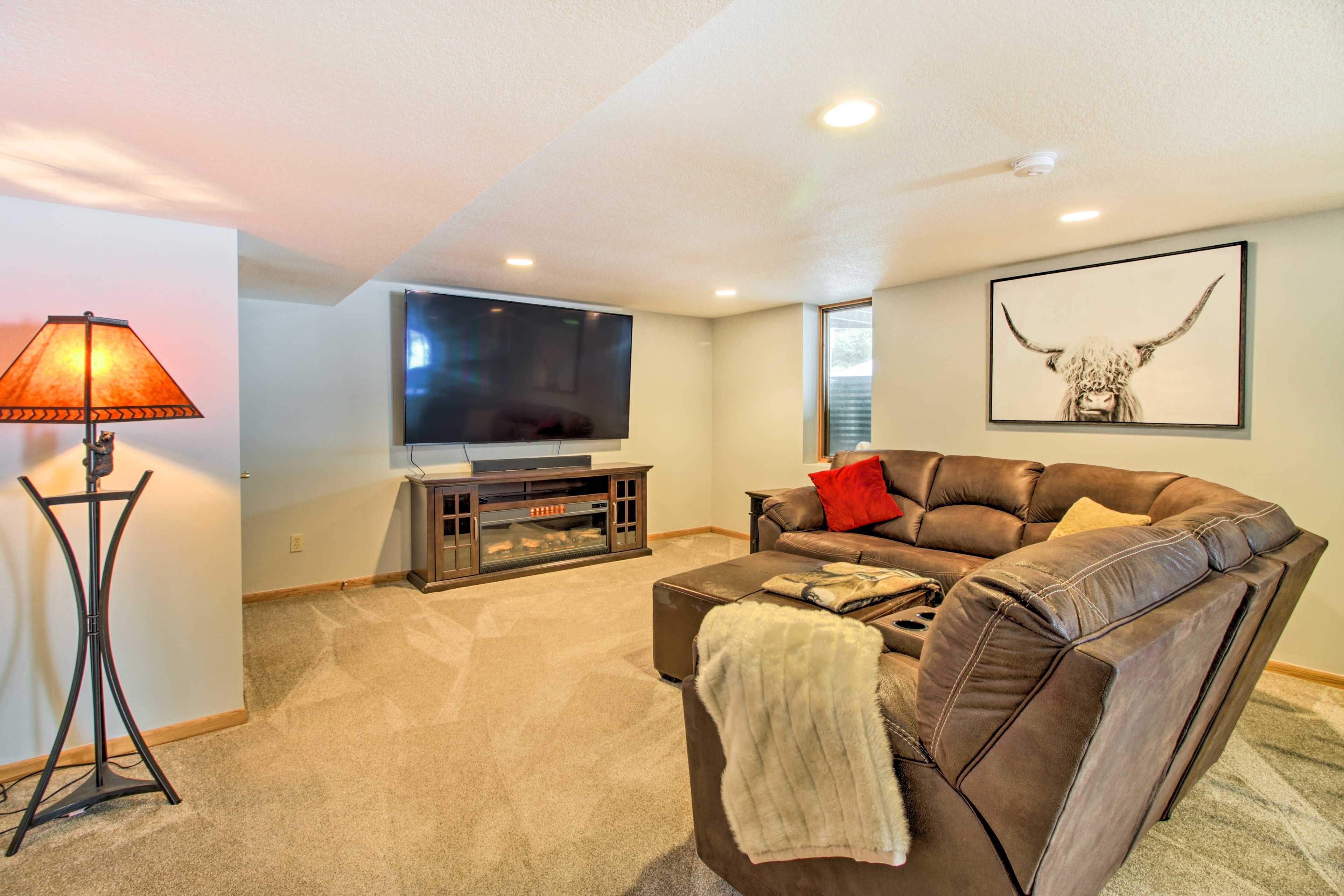 Lower-Level Living Space | Smart TV