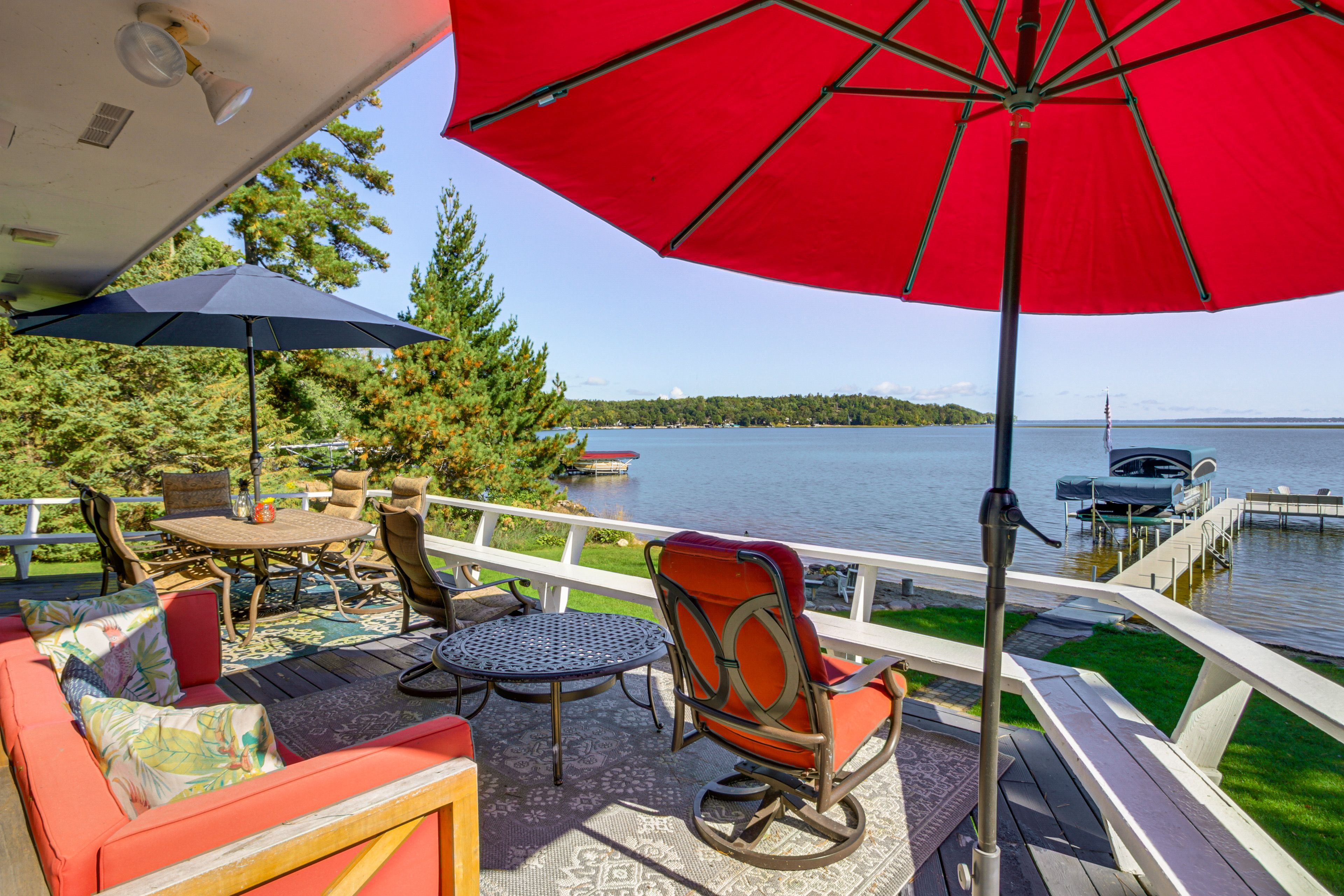 Nisswa Vacation Rental | 5BR | 3BA | 3,300 Sq Ft | 3 Steps to Enter