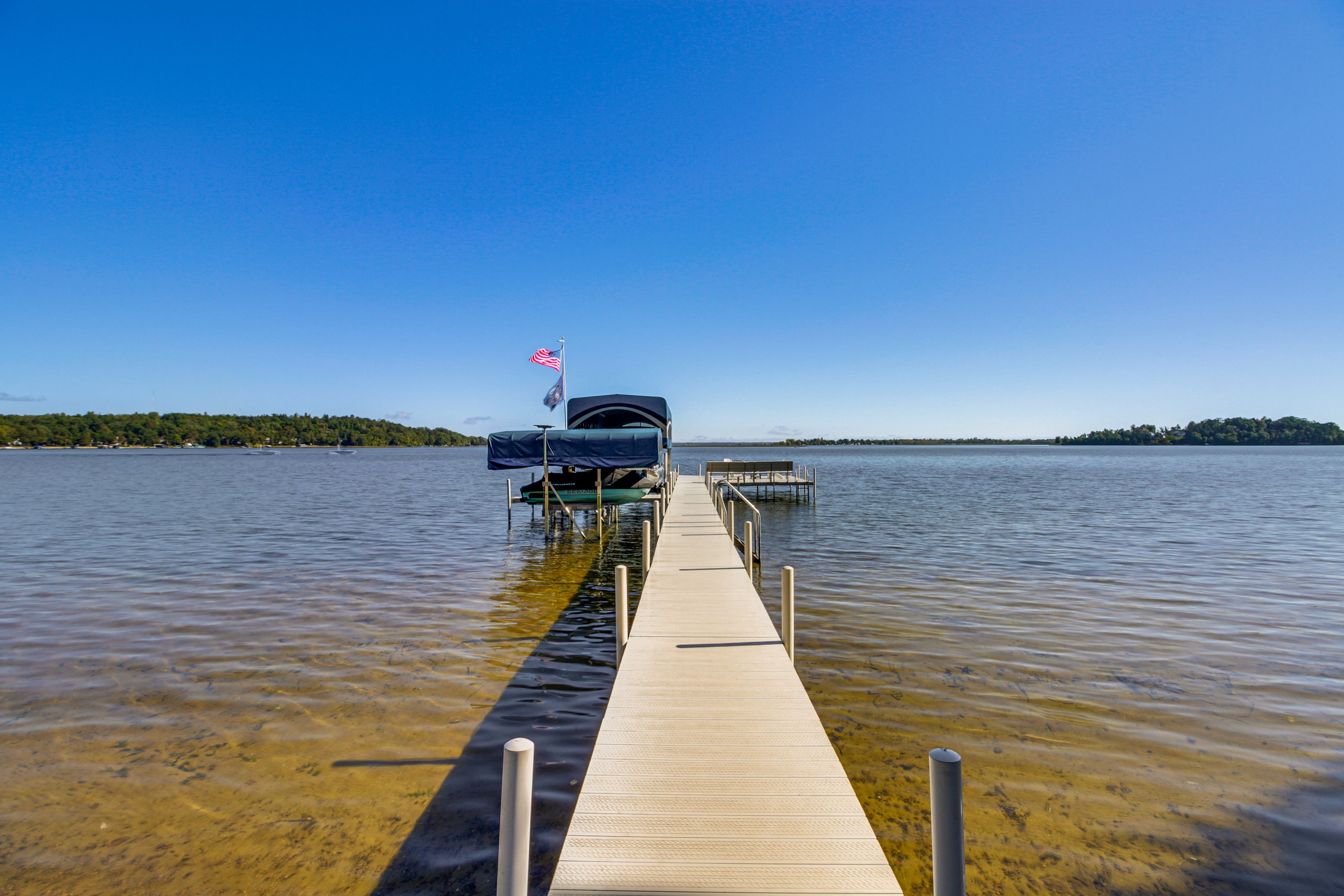 Private Dock | Gull Lake Access