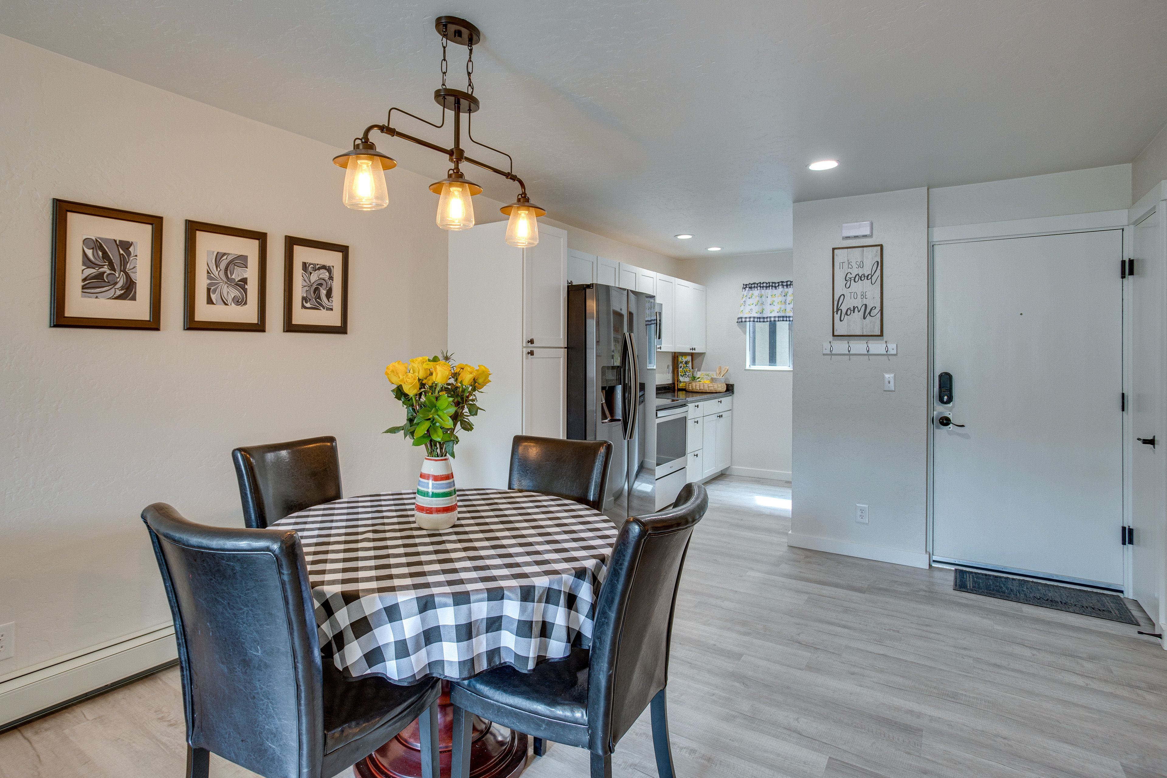 Grand Junction Vacation Rental | 2BR | 1BA | 864 Sq Ft | Steps Required to Enter