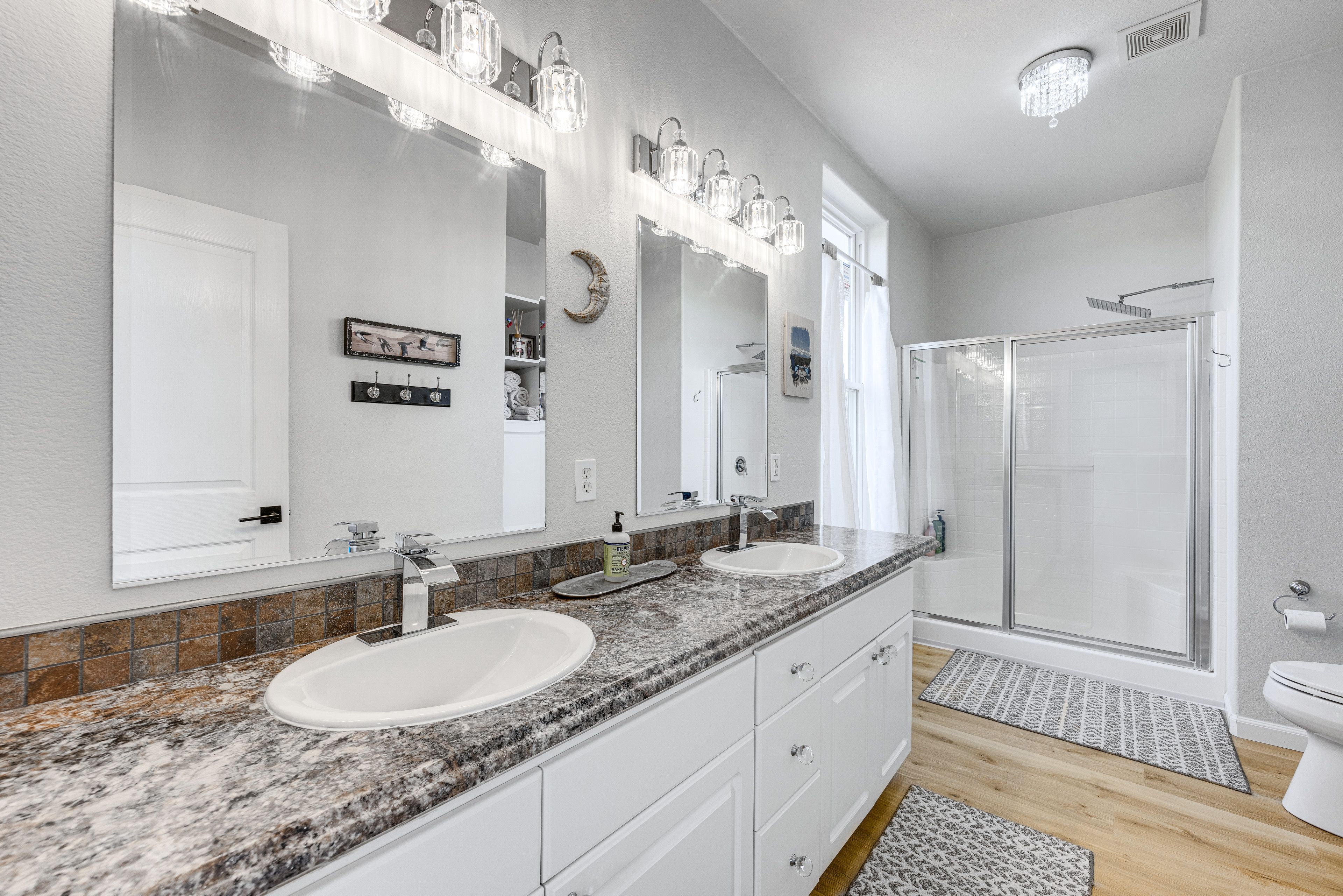 Full Bath | Towels Provided | Hair Dryer