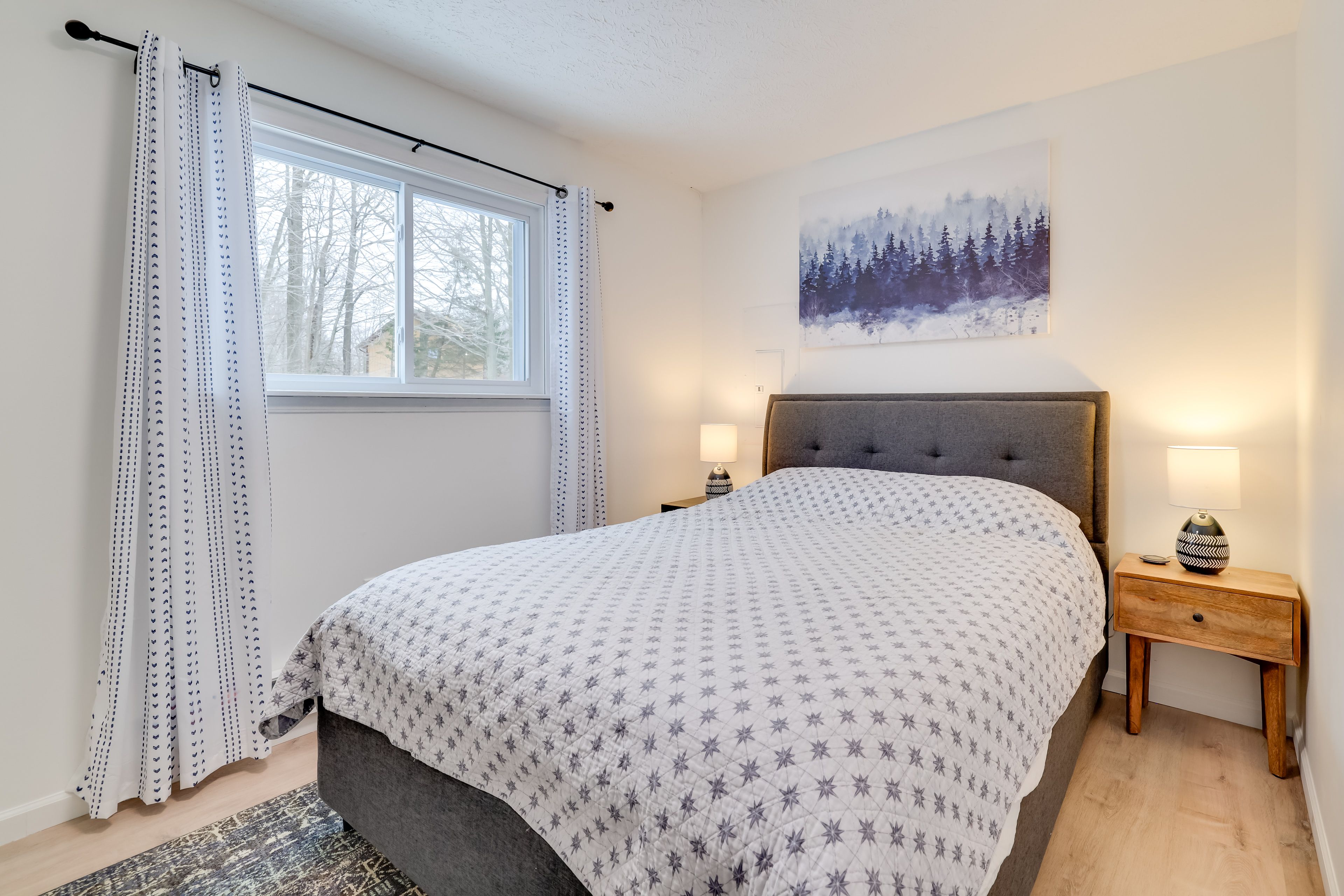 Bedroom 1 | 1st Floor | Queen Bed