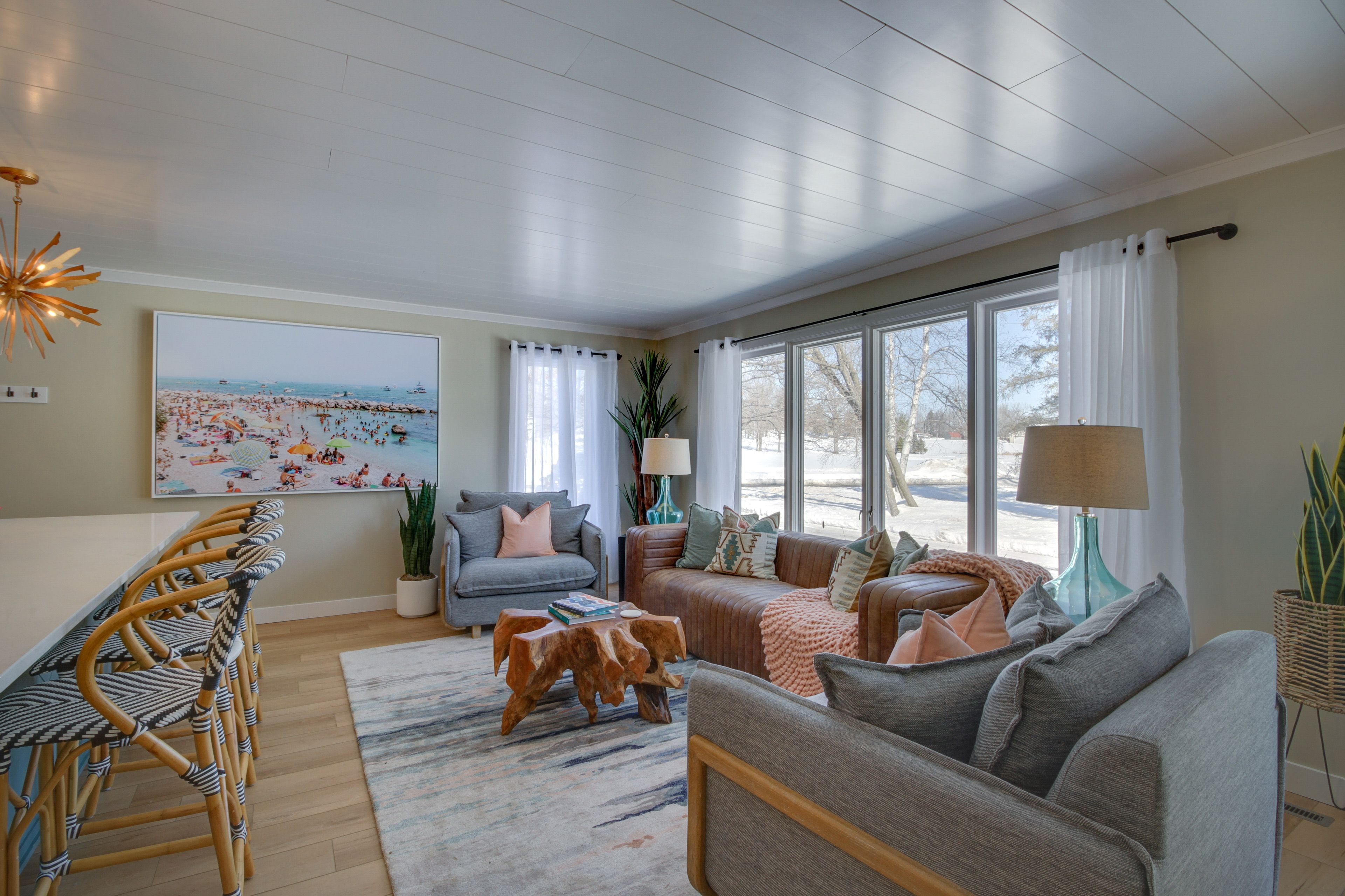 Living Room | Queen Air Mattress | Board Games | Books