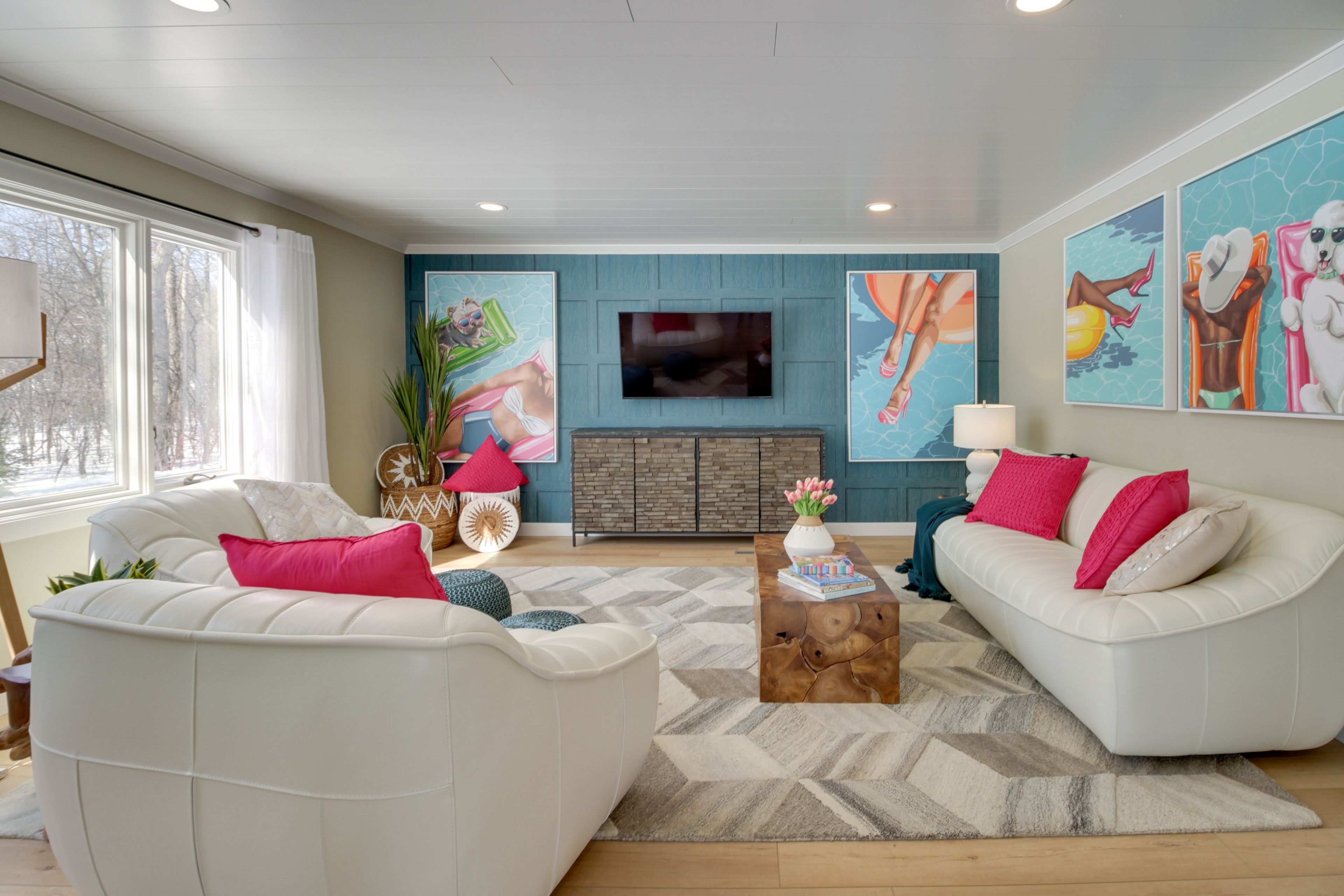Game Room | Smart TV | Foosball Table | Arcade Cabinet