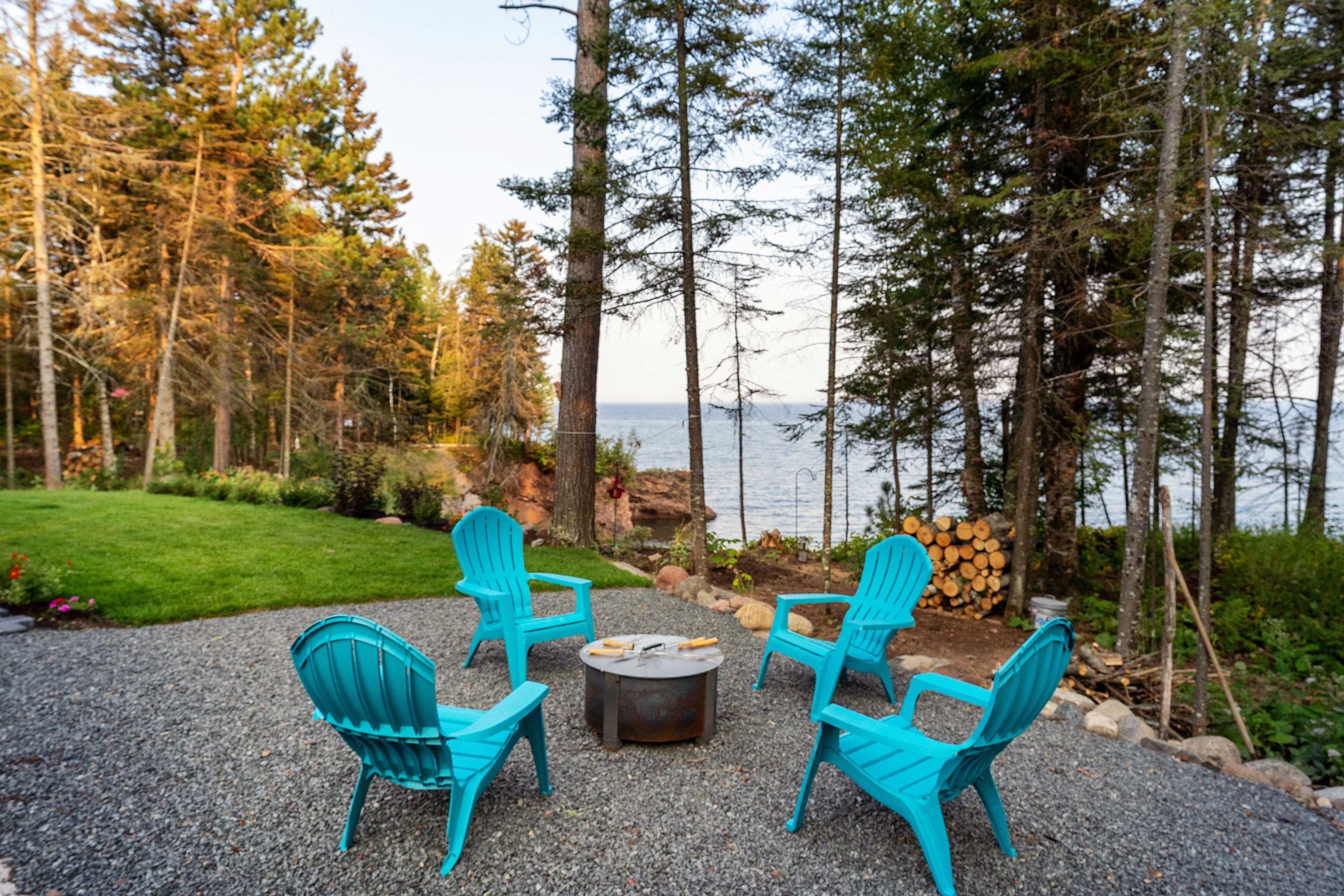 Fire Pit (Summer)