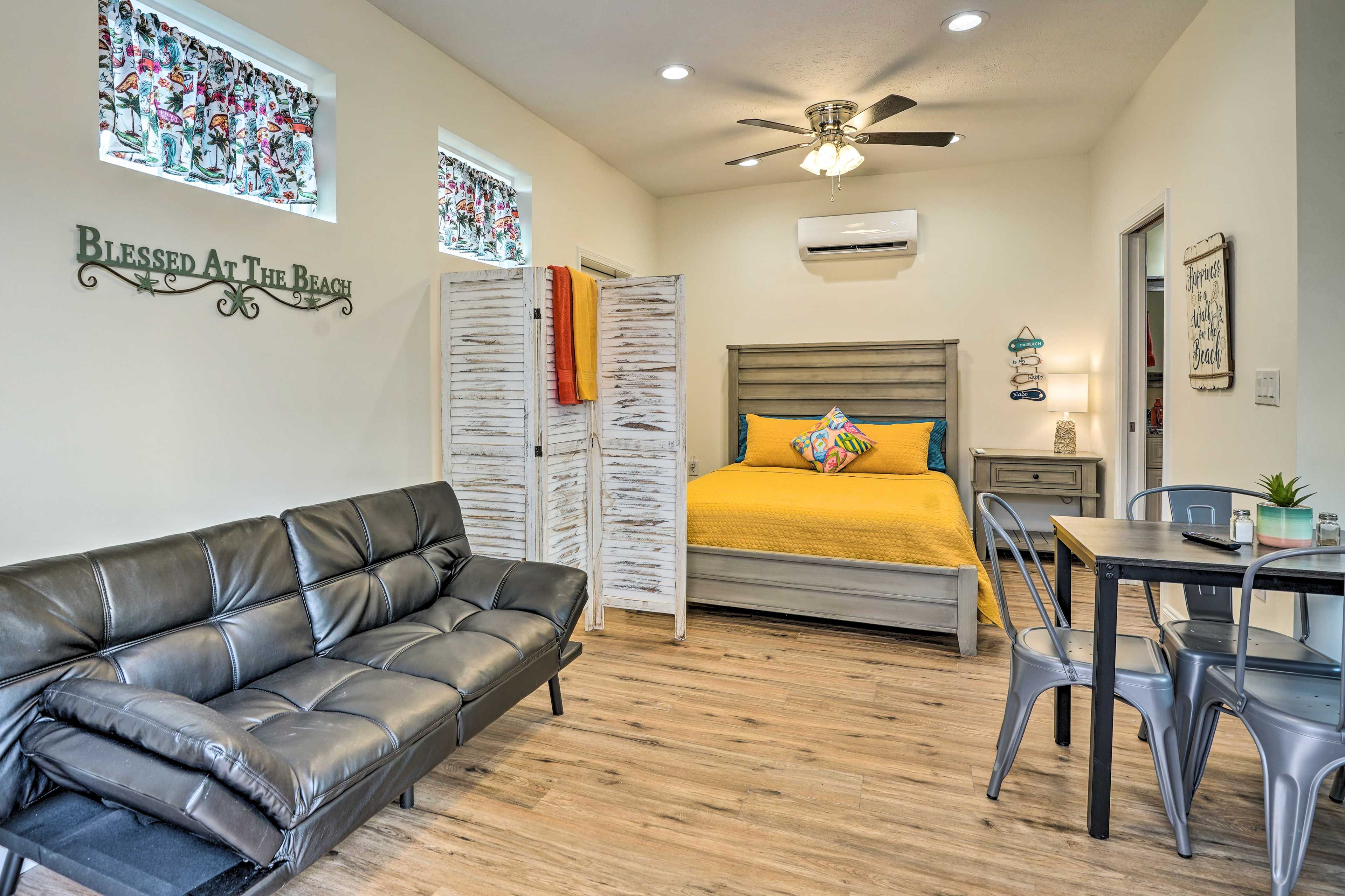 Panama City Beach Vacation Rental | Studio | 1BA | 360 Sq Ft | Step-Free Access