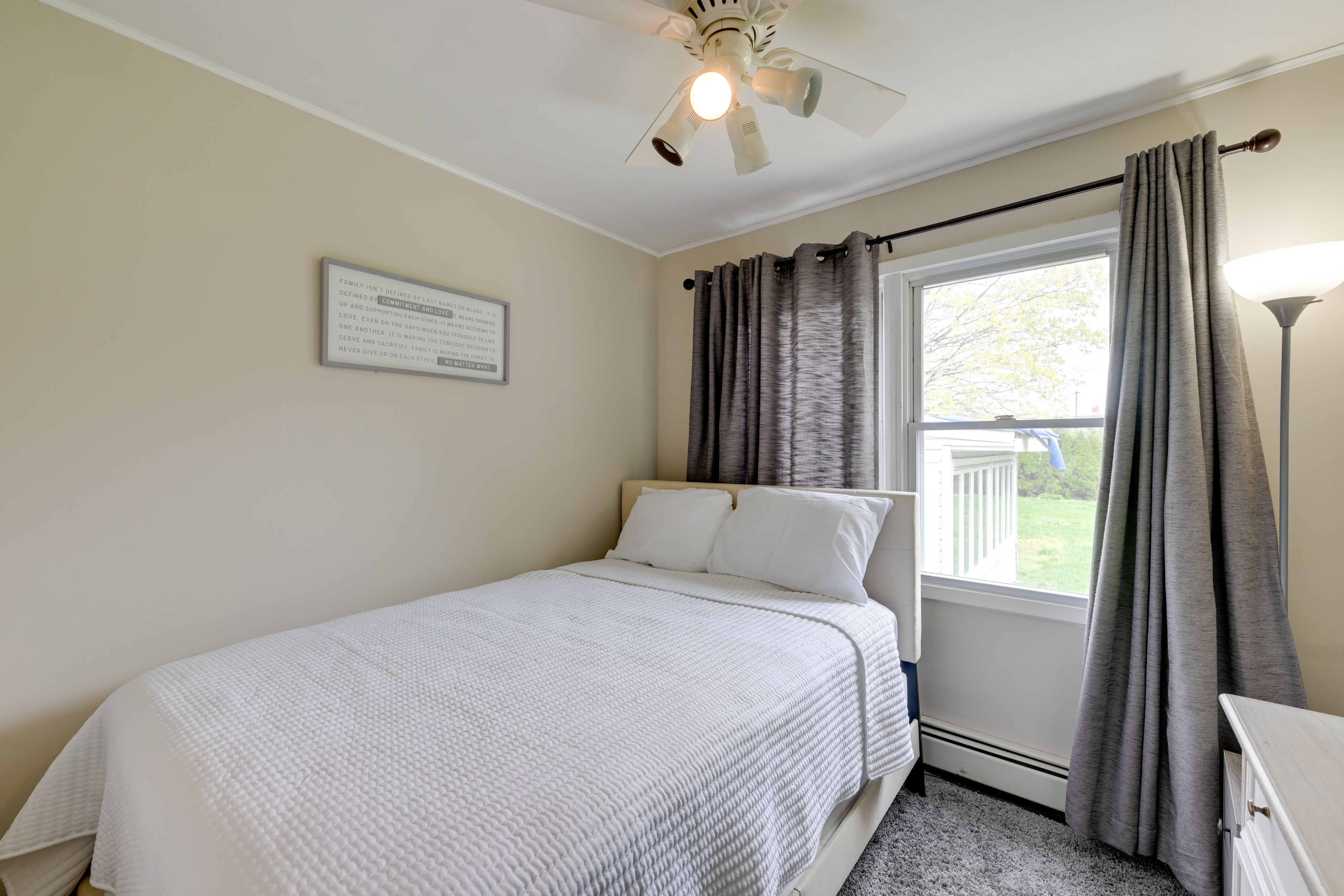 Bedroom 1 | Full Bed