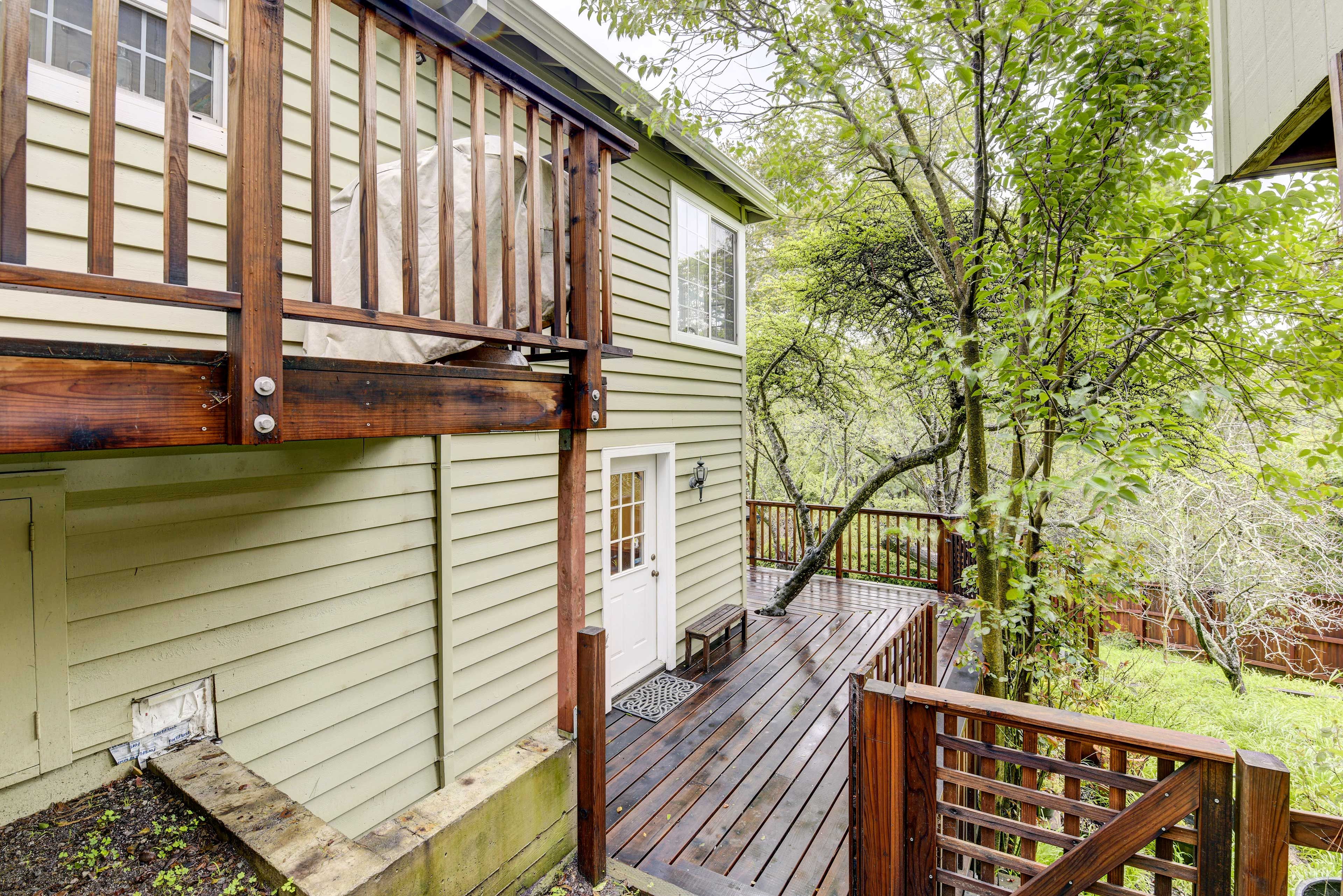 Front Entry | Lower-Level Unit
