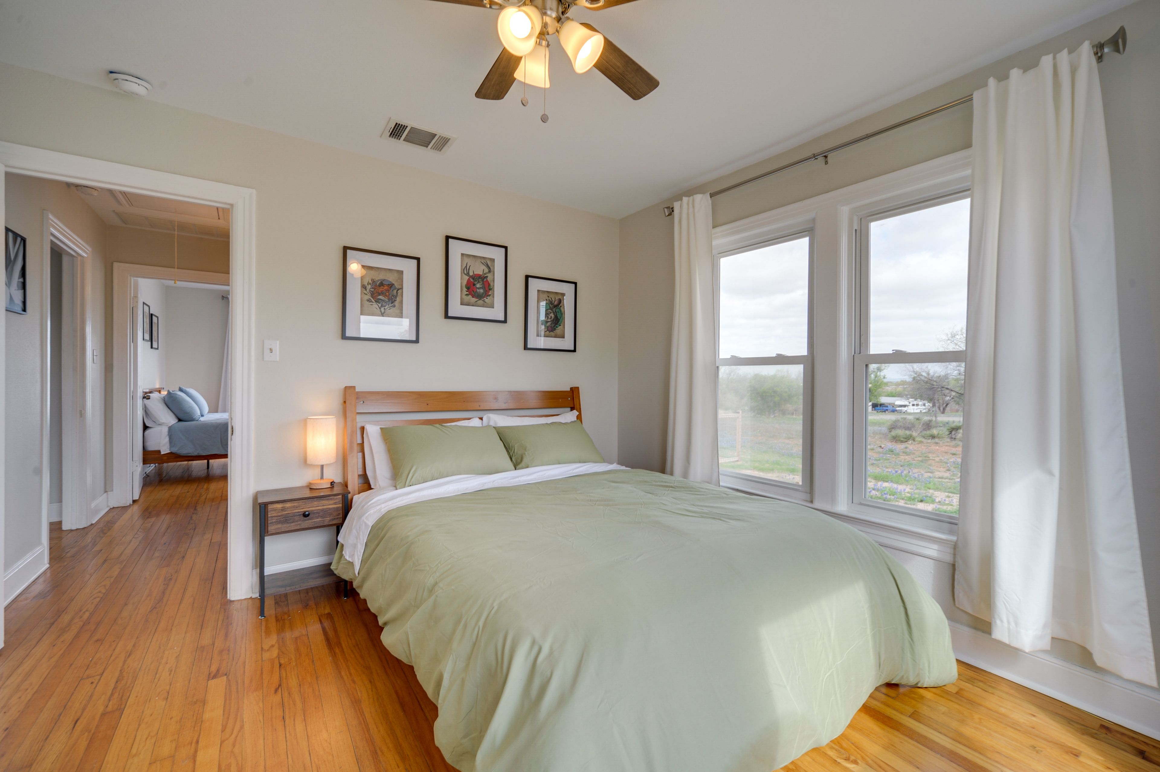 Bedroom 3 | Queen Bed | Closet