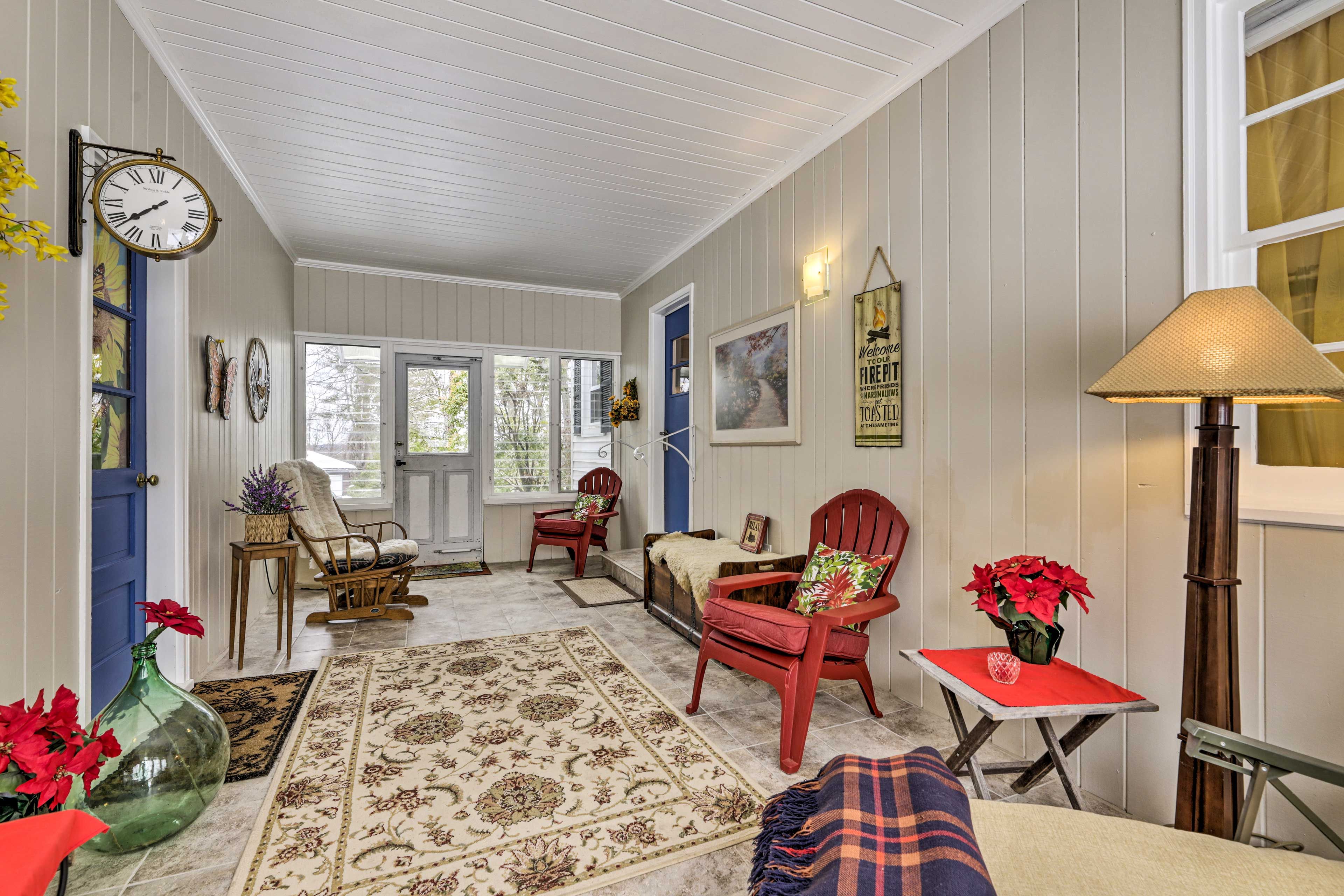 Sunroom | Main Floor