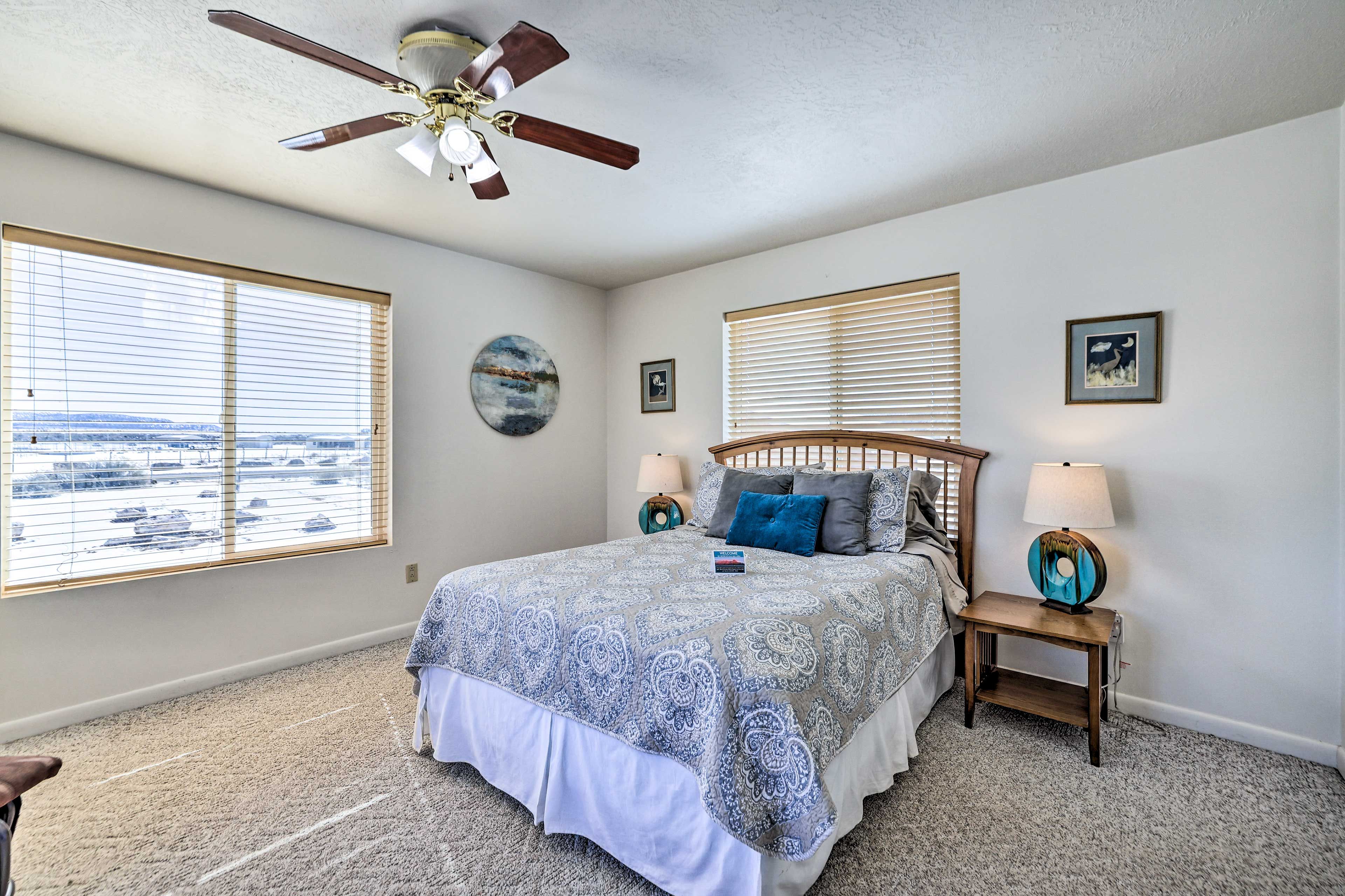Bedroom 1 | Queen Bed | Linens Provided
