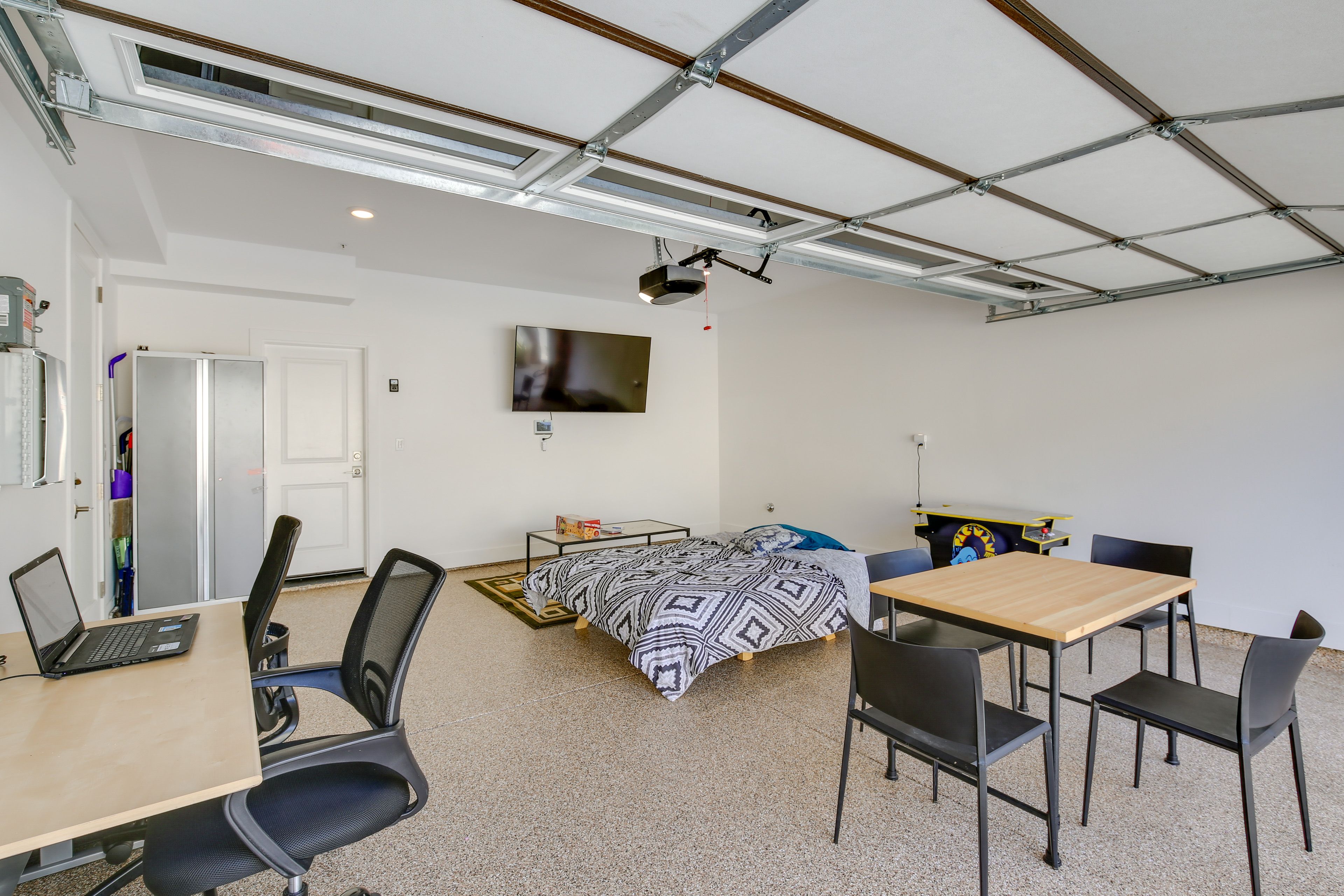 Garage Living Area | Queen Futon | Desk | Arcade Game Console