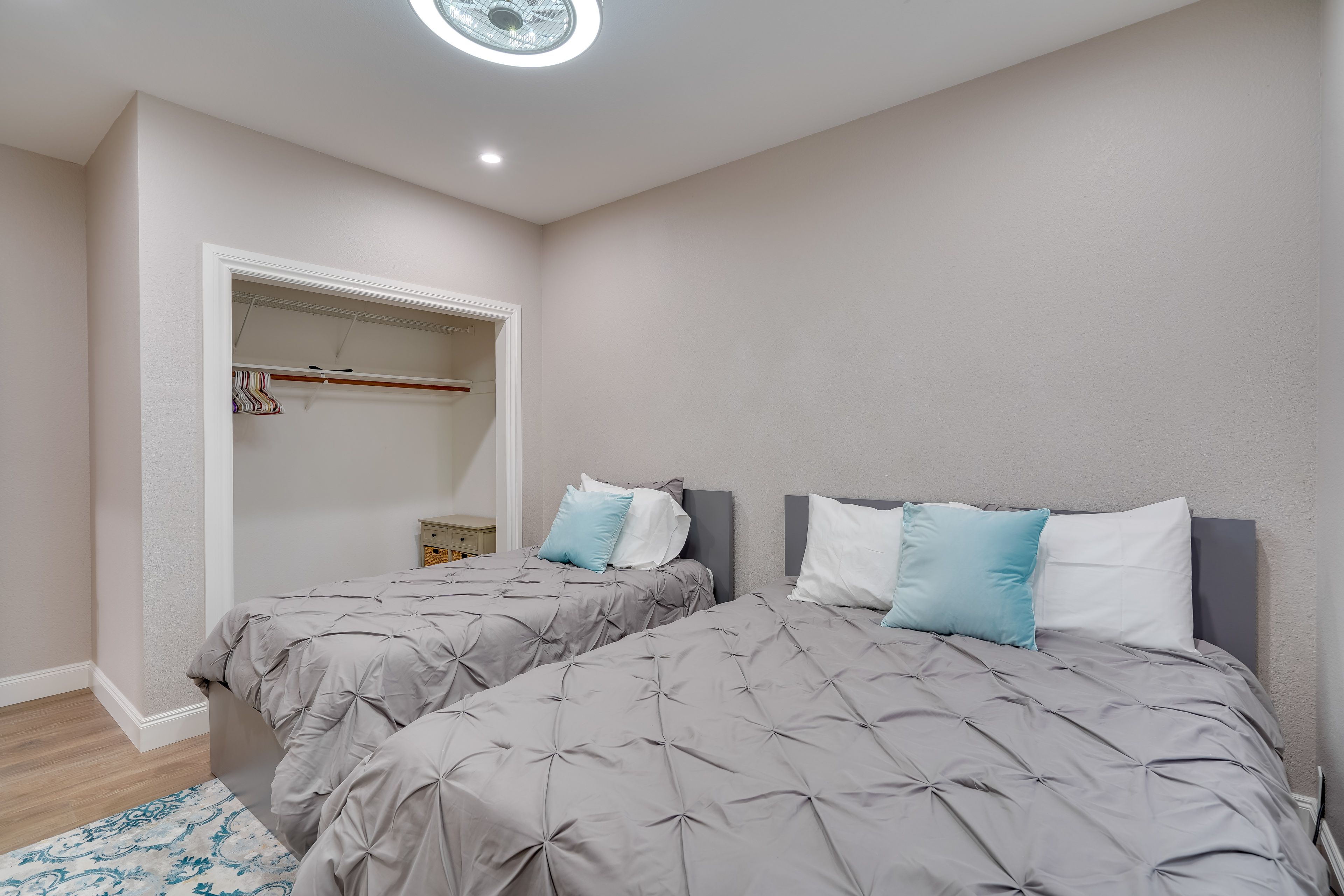 Bedroom 3 | Queen Bed | Twin Bed