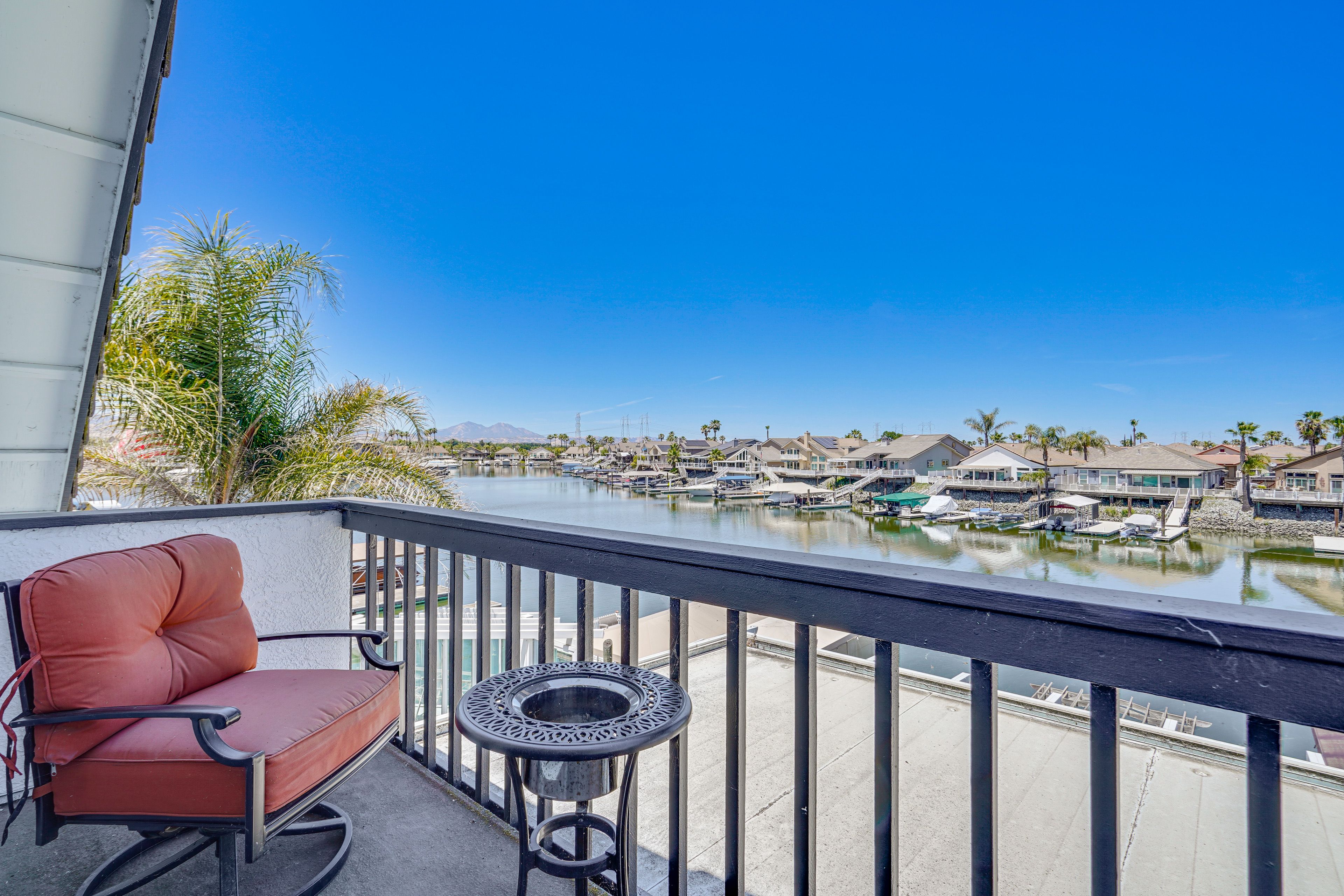 Private Balcony | Access via Loft