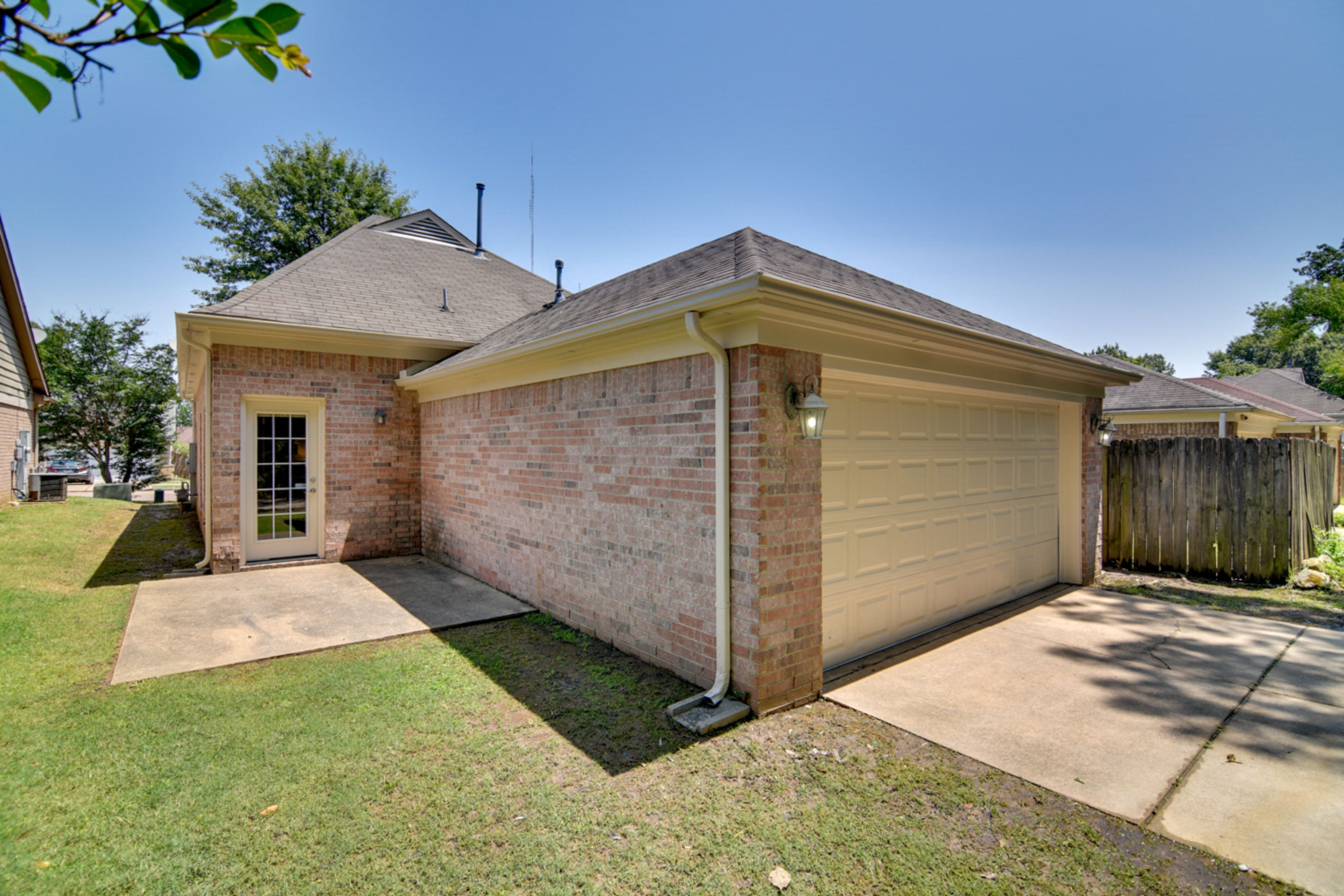 Small Yard | Patio