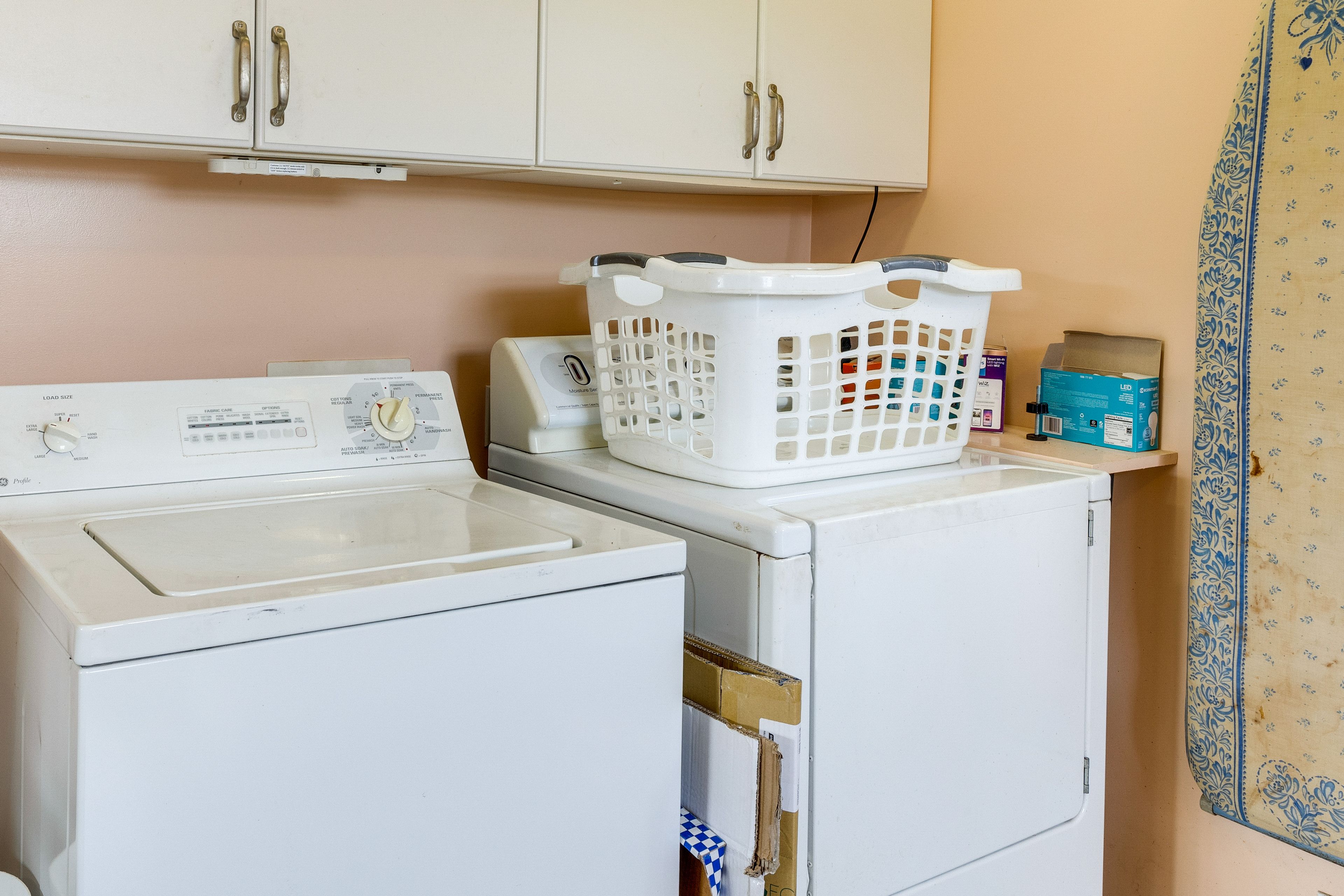 Laundry Area | Washer/Dryer