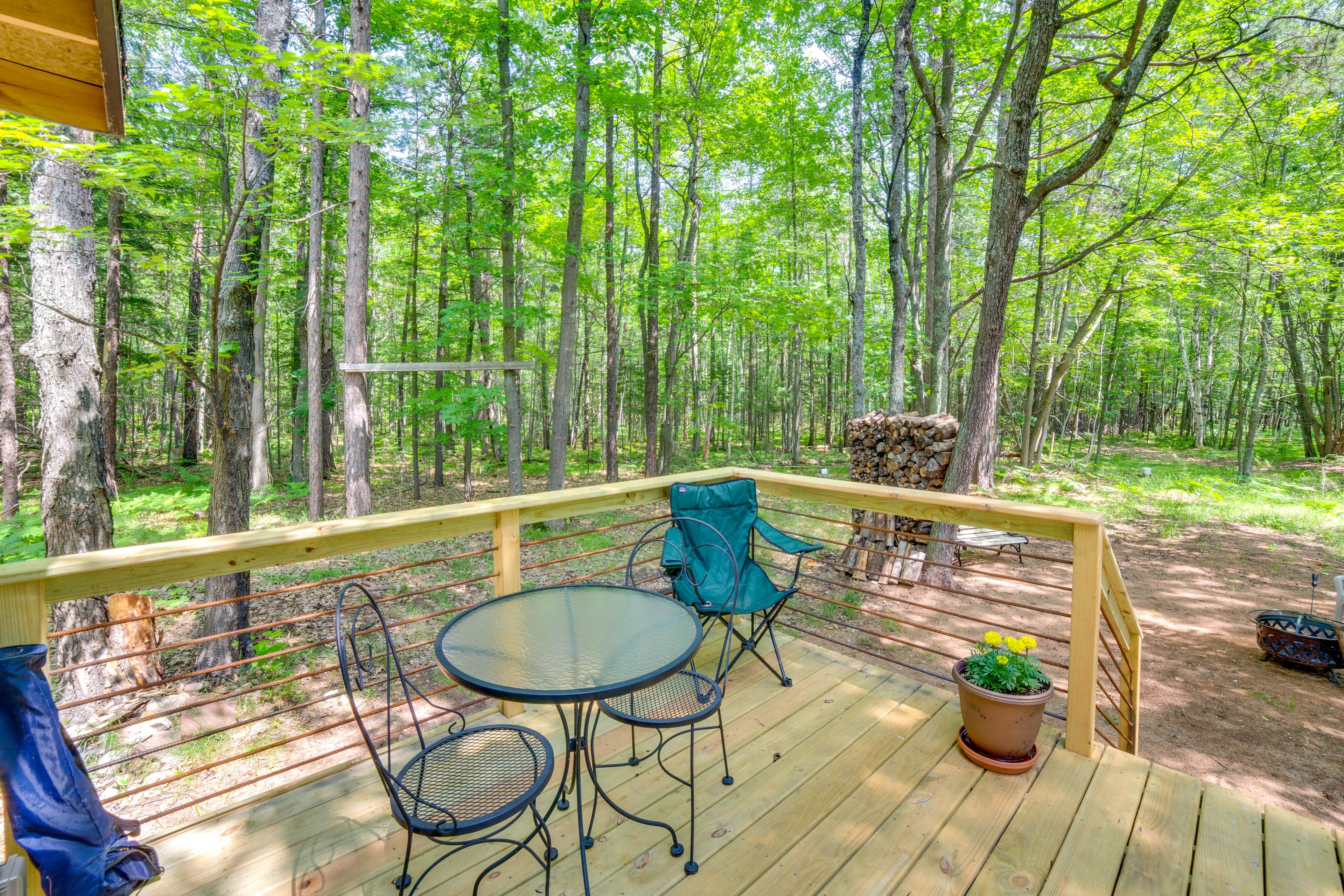 Deck | Outdoor Dining Area | Grills