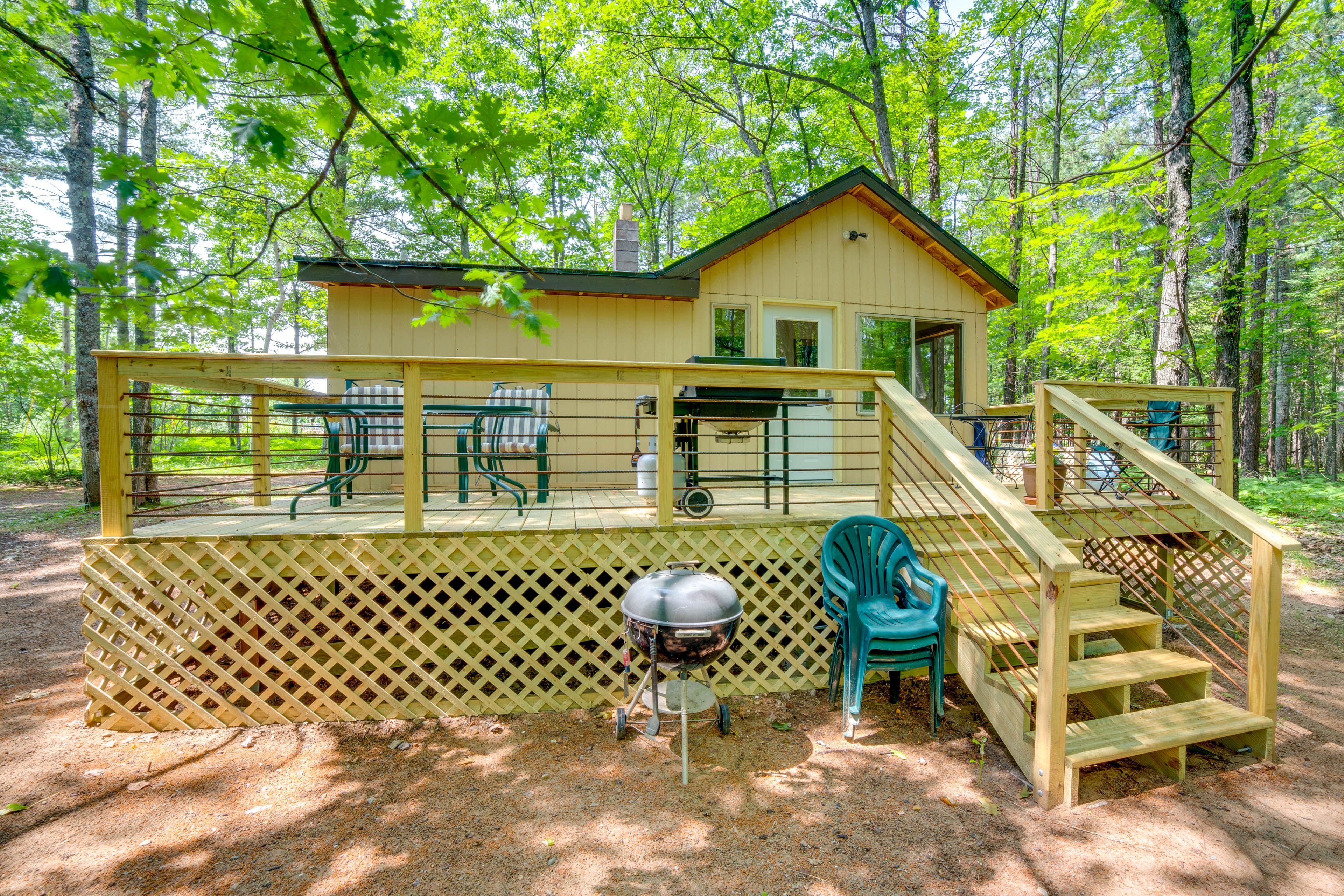 Marquette Vacation Rental | 1BR | 1BA | 650 Sq Ft | 2 Steps Required