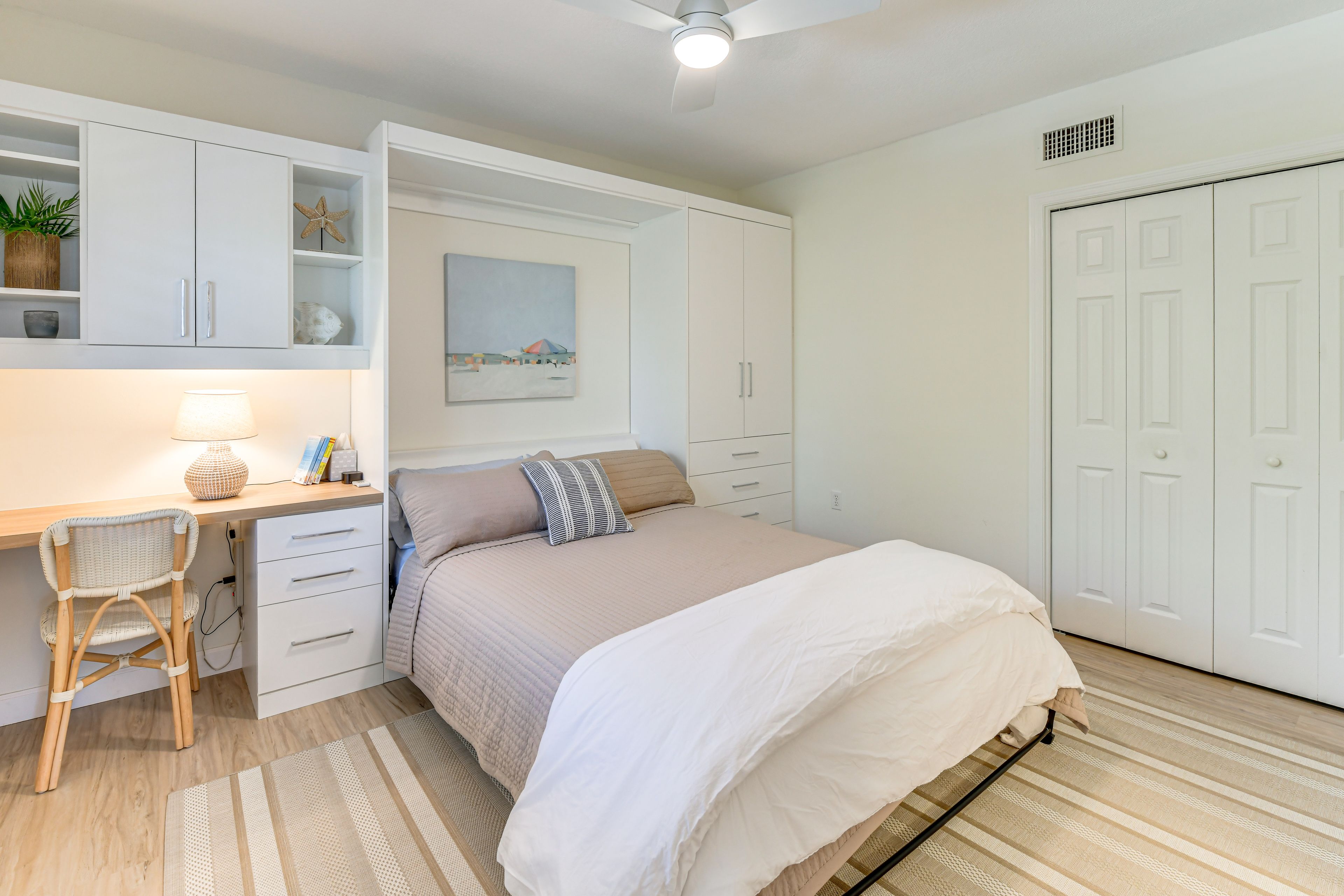 Bedroom 2 | Queen Bed | Laptop-Friendly Workspace