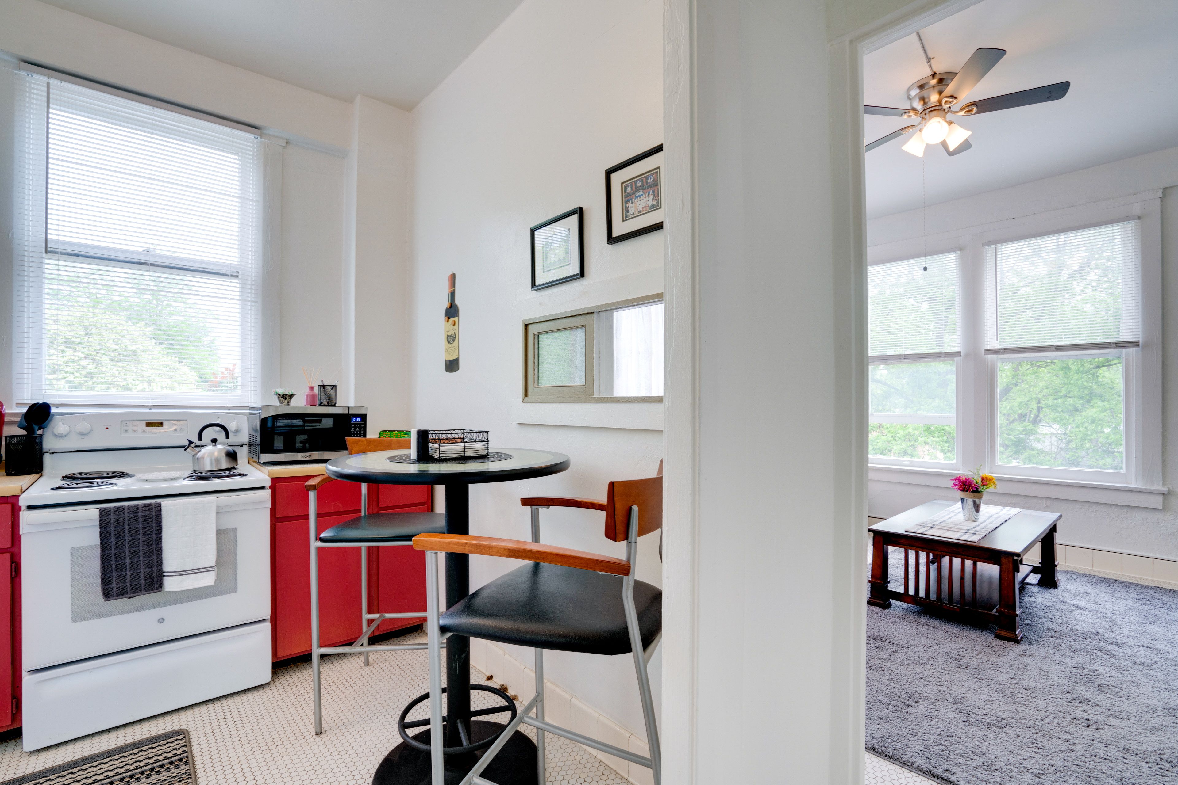 Dining Area | Dishware & Flatware | Microwave
