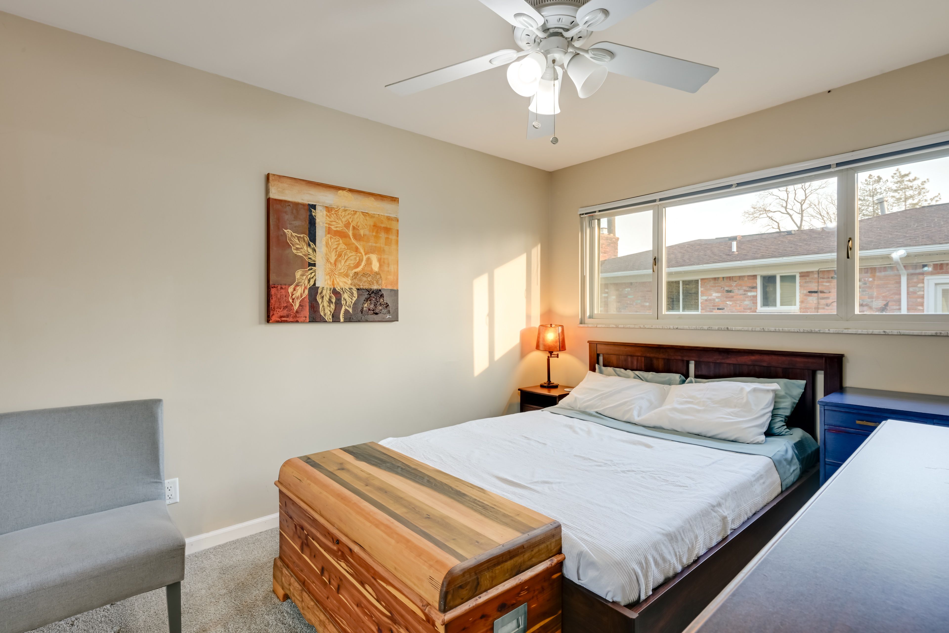 Bedroom 2 | 1st Floor | Queen Bed