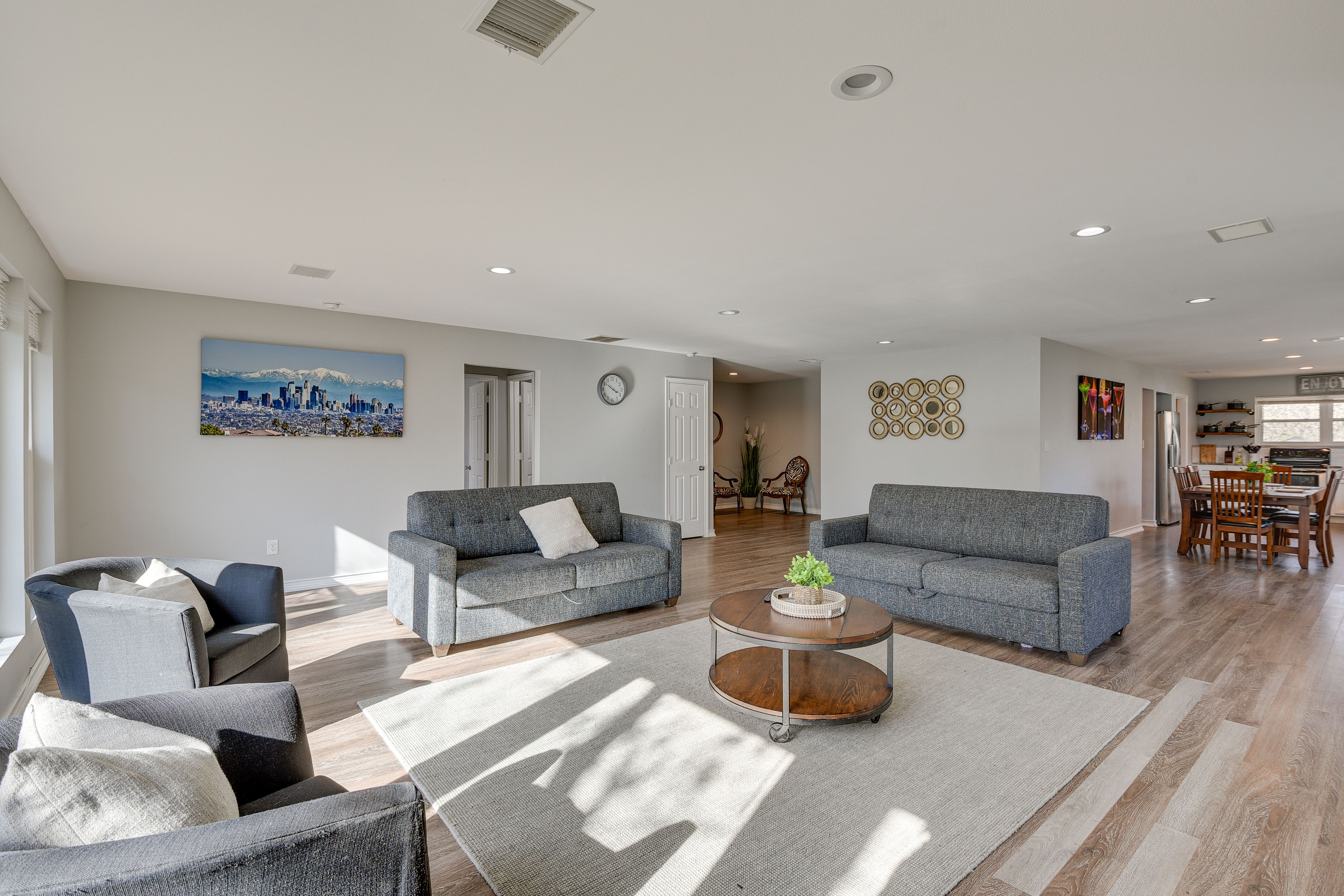 Living Room | 2 Full Sleeper Sofas | Free WiFi