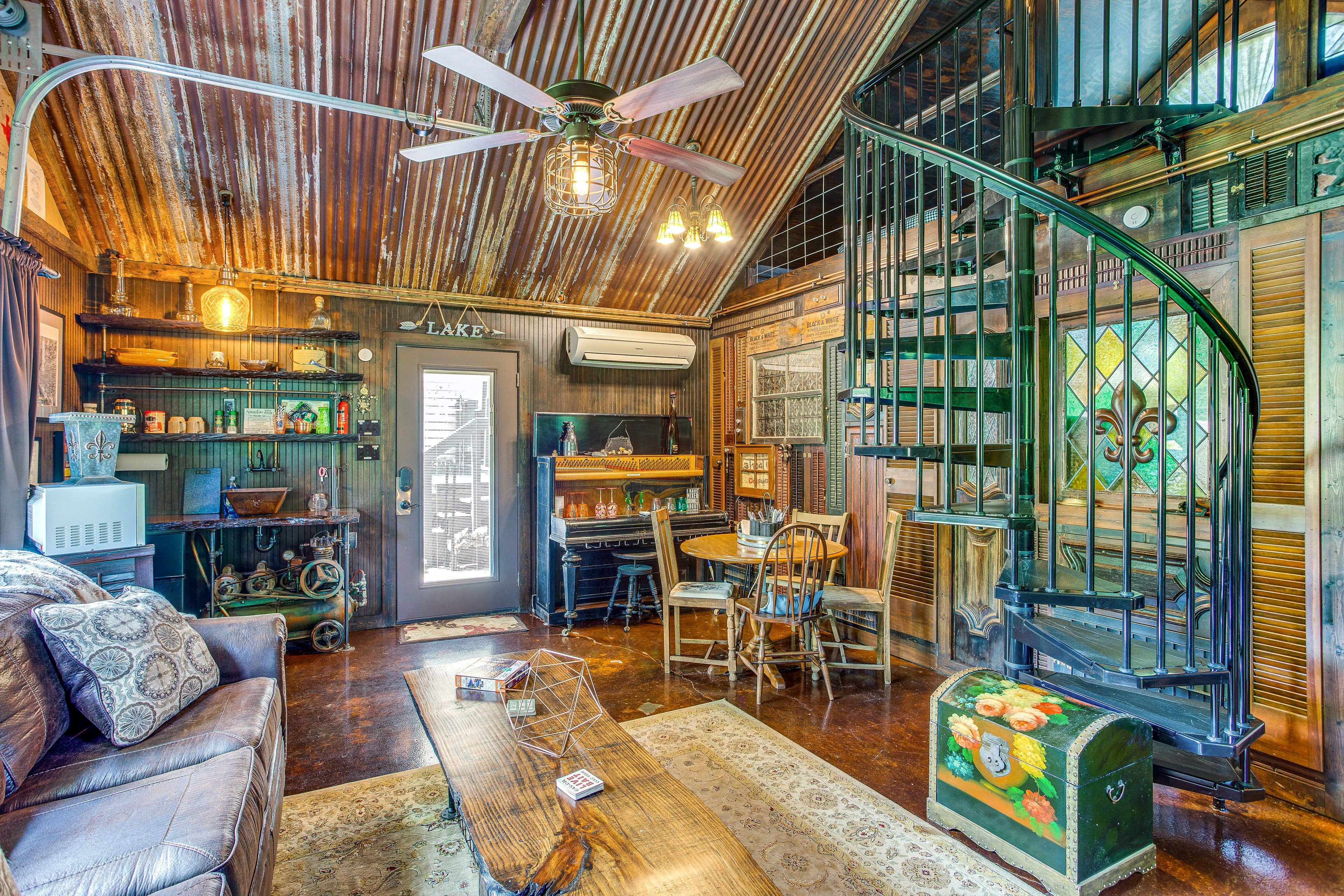 Mineola Vacation Rental | 2BR | 1.5BA | 550 Sq Ft | Step-Free Access