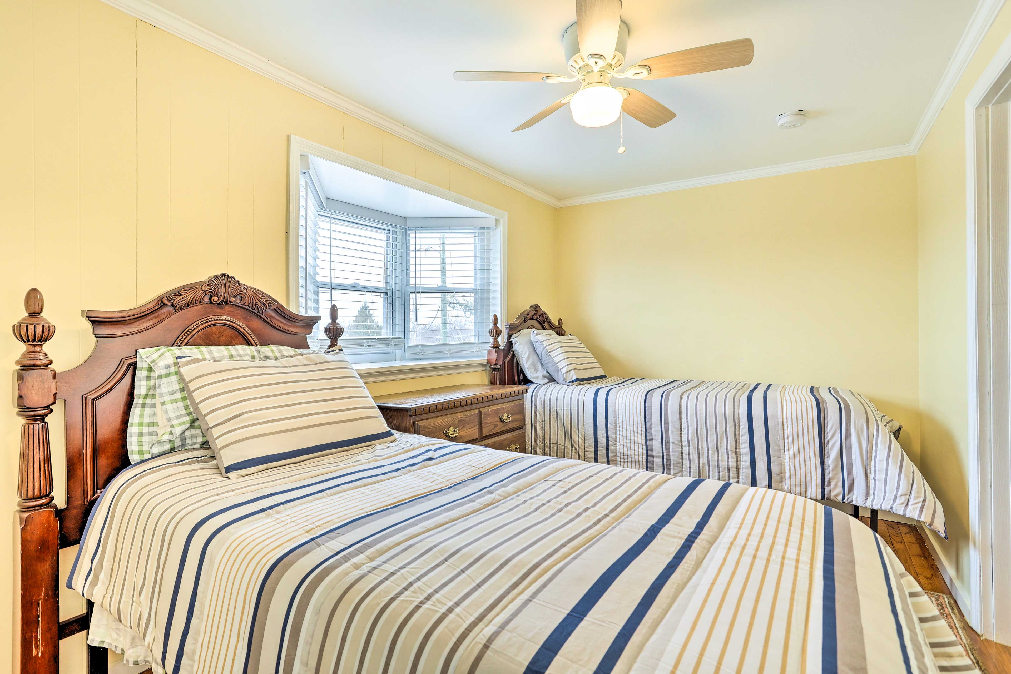 Bedroom 4 | 2 Twin Beds