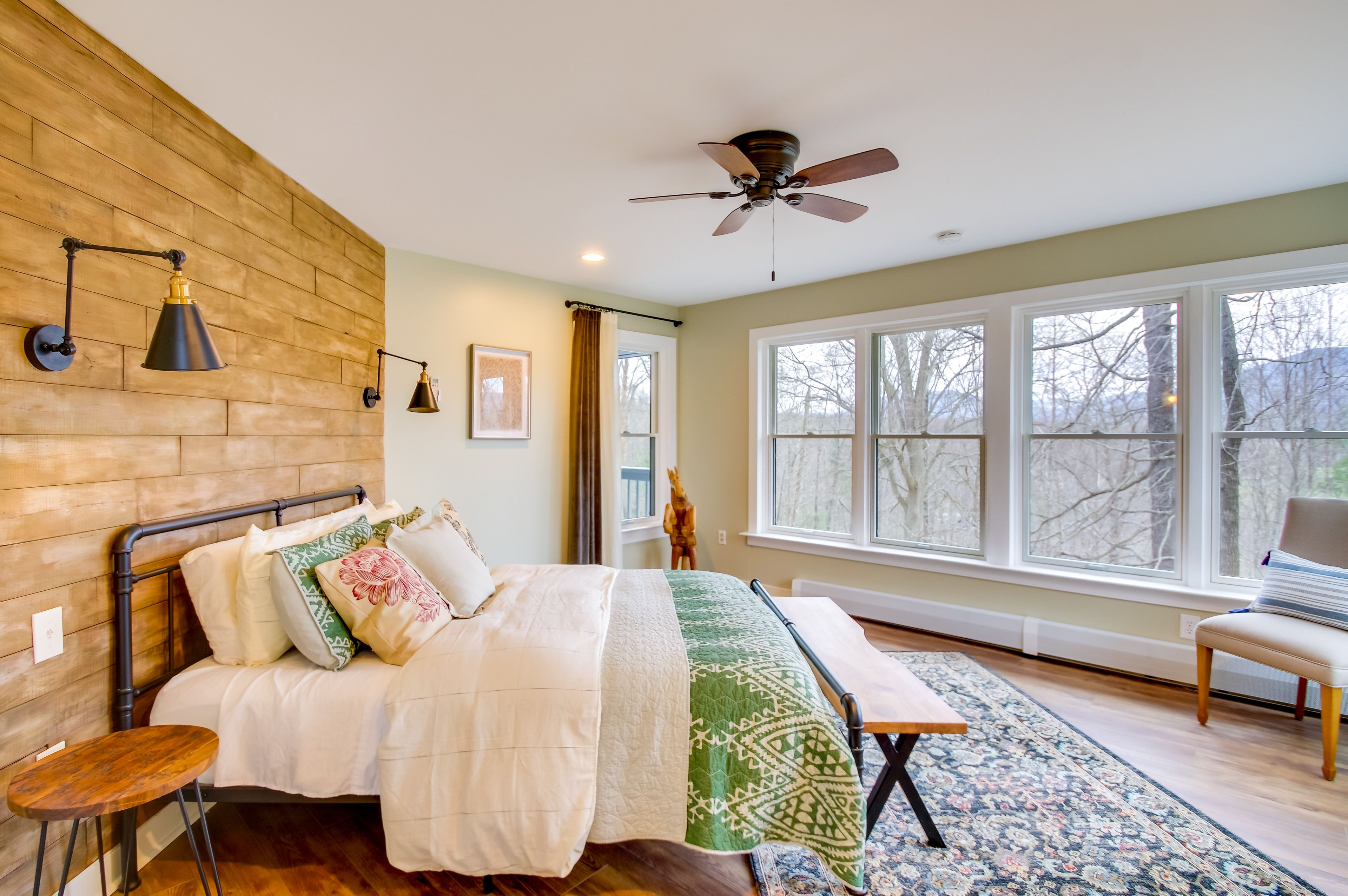 Bedroom 1 | Queen Bed | 2nd Floor | Linens Provided | En-Suite Bathroom