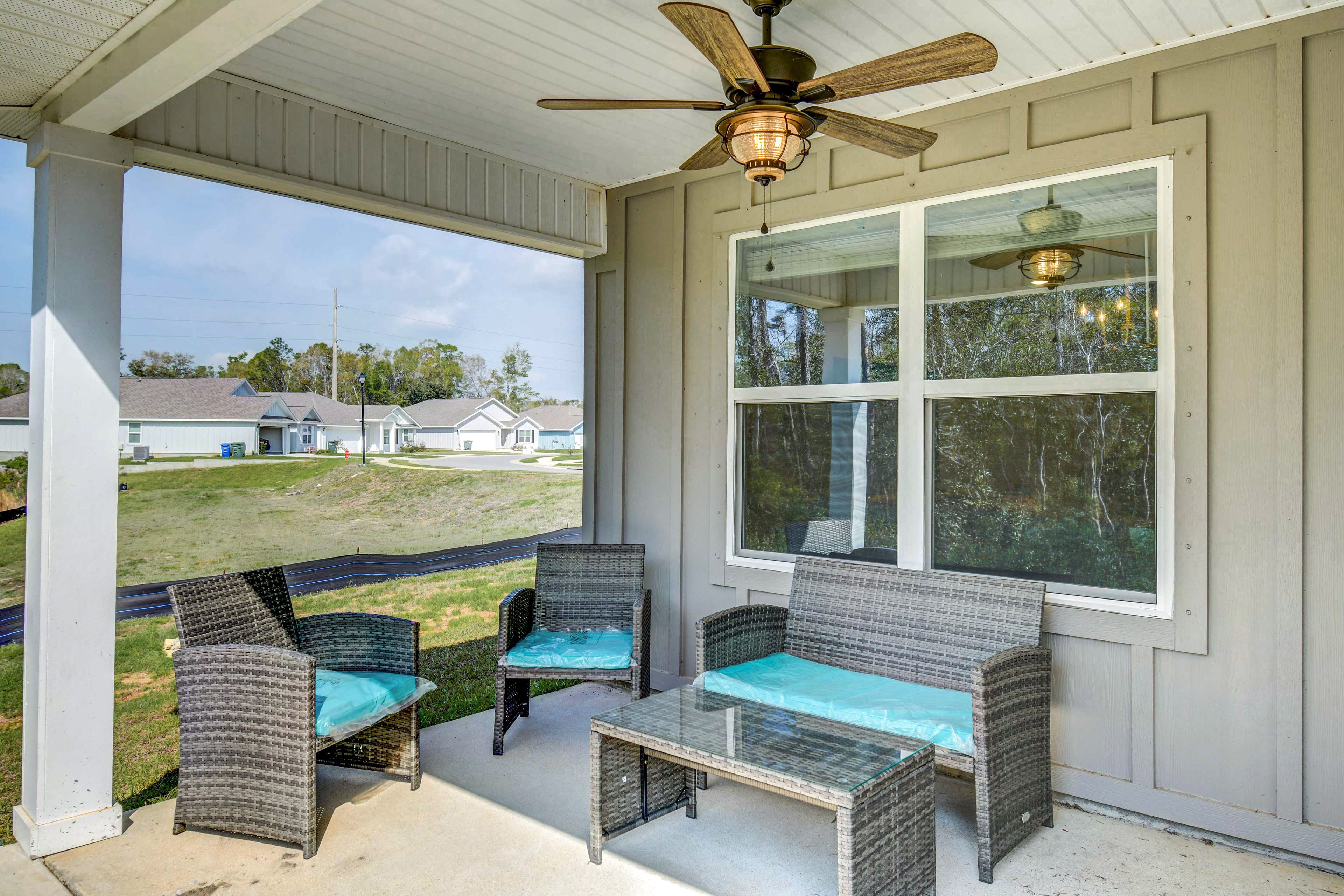 Covered Patio | Backyard | Charcoal Grill | Pet Friendly w/ Fee