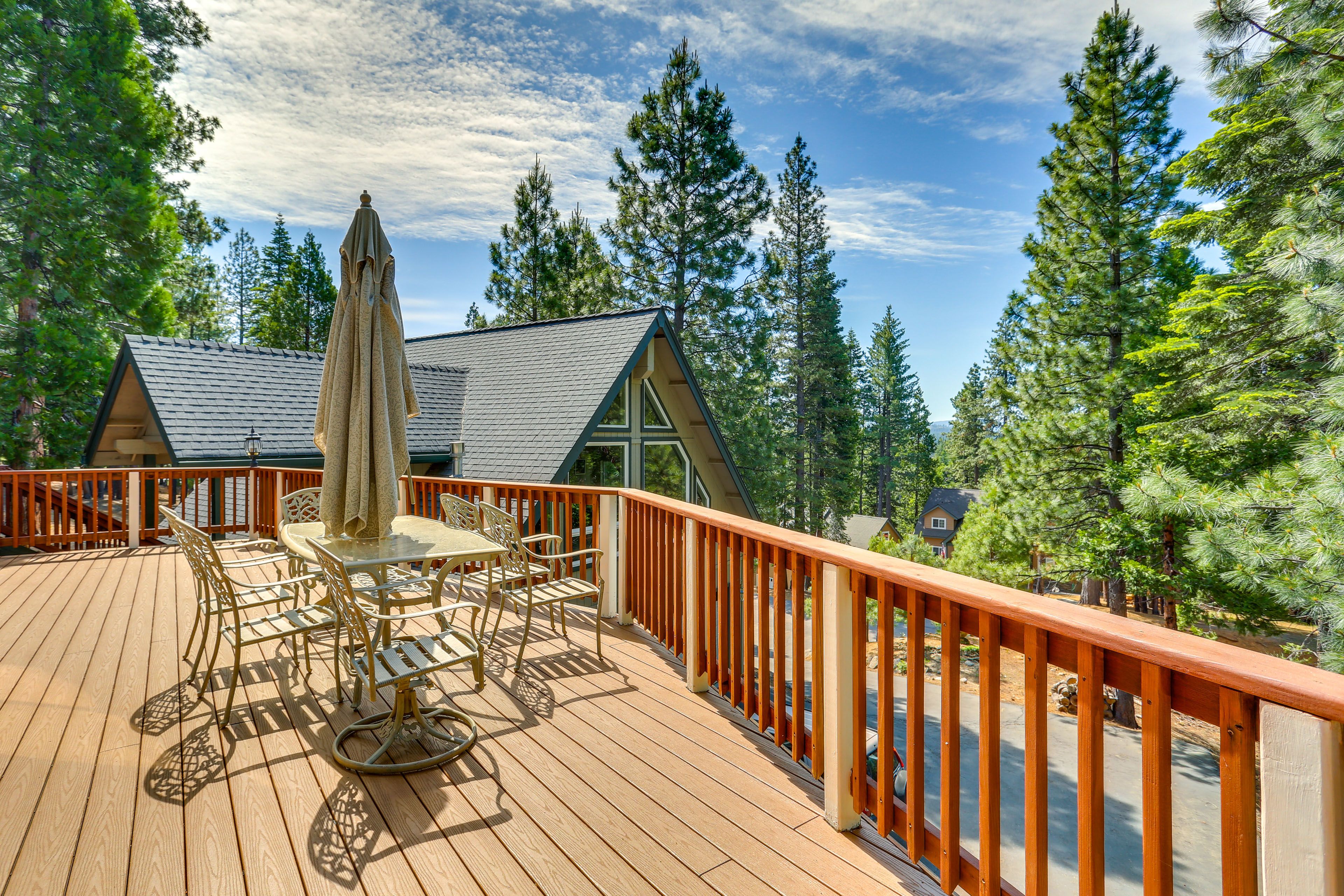Wraparound Balcony