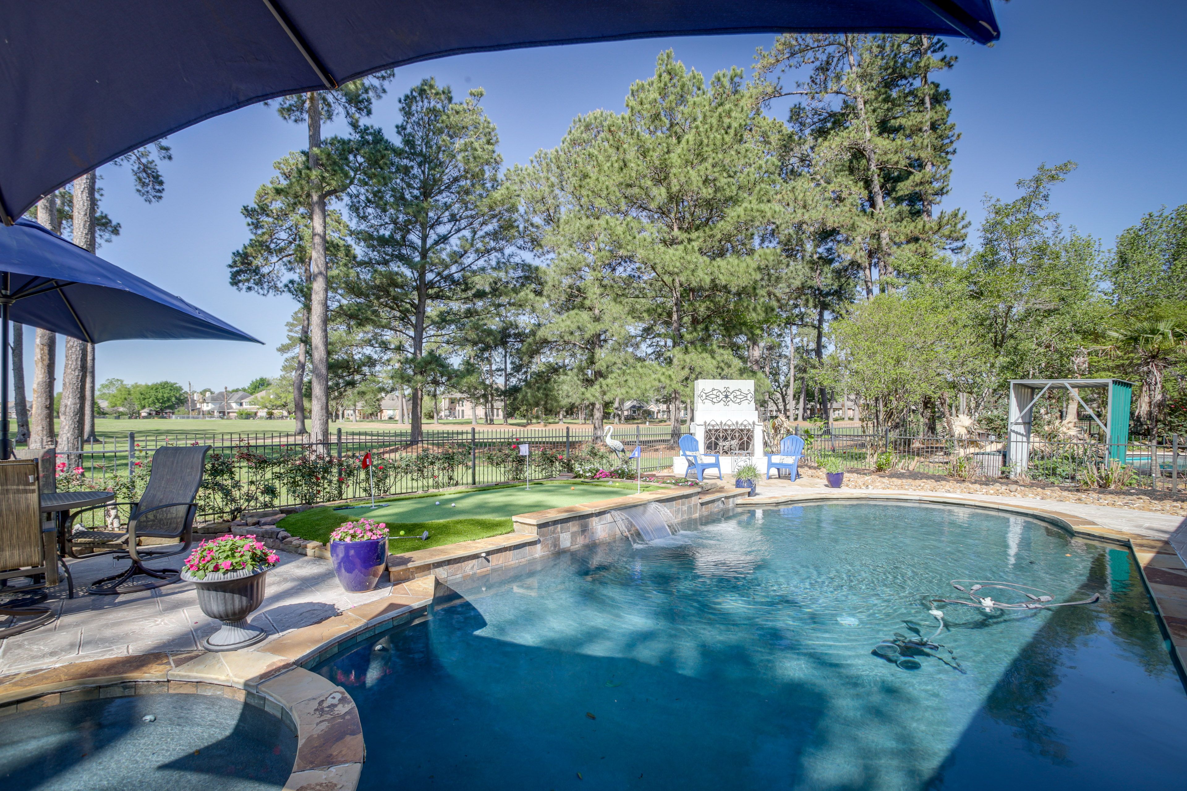 Backyard | Heated Pool | Mini Putting Green | Golf Course Views