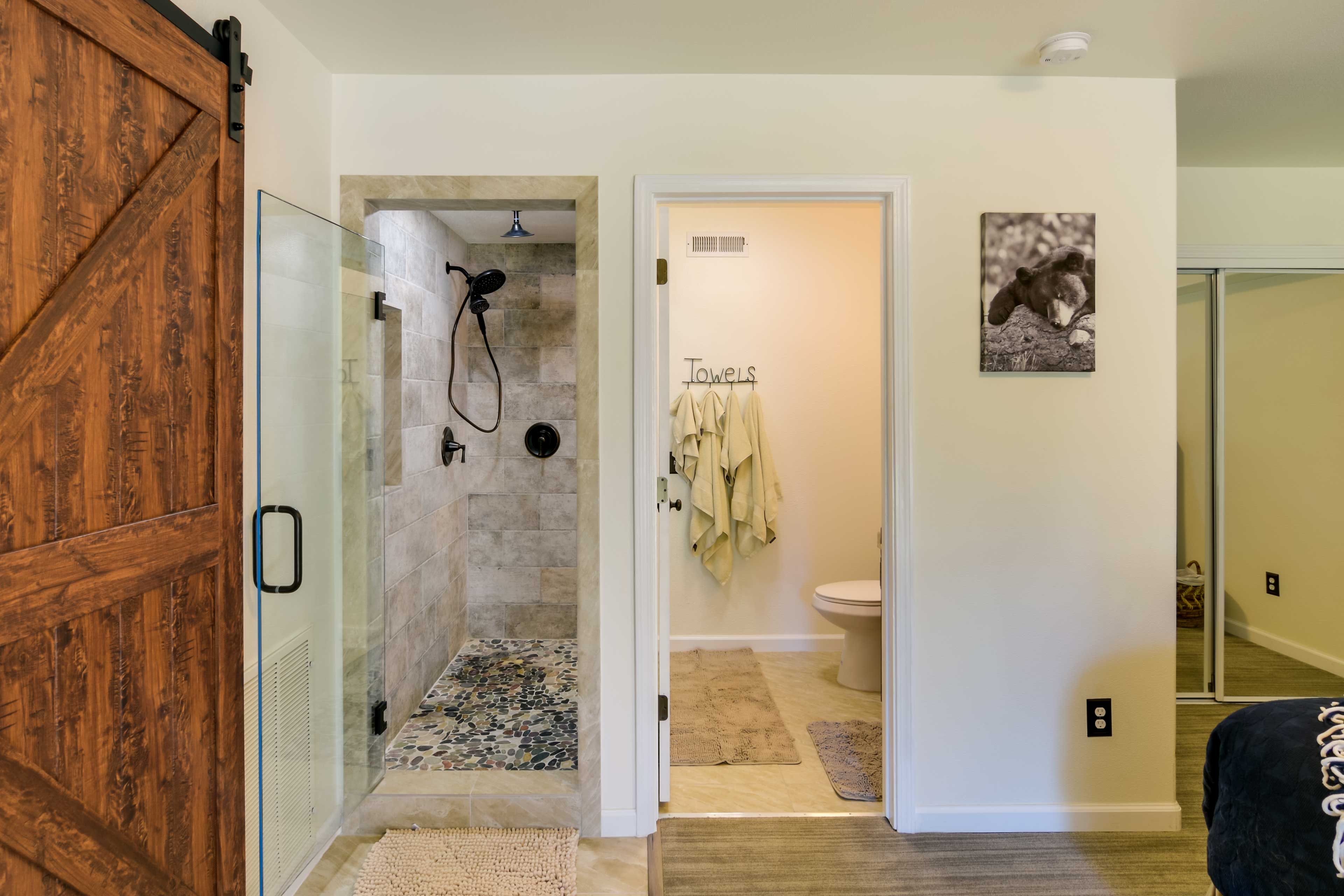 En-Suite Bathroom | Towels Provided