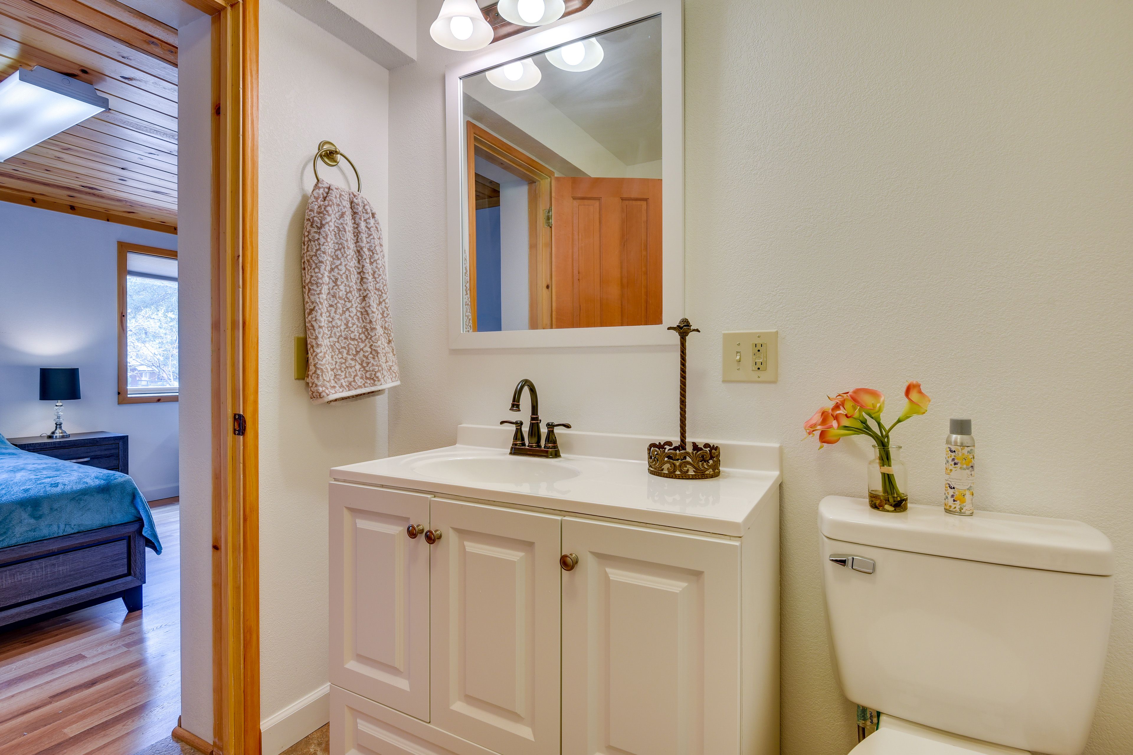 Half Bathroom | Basement