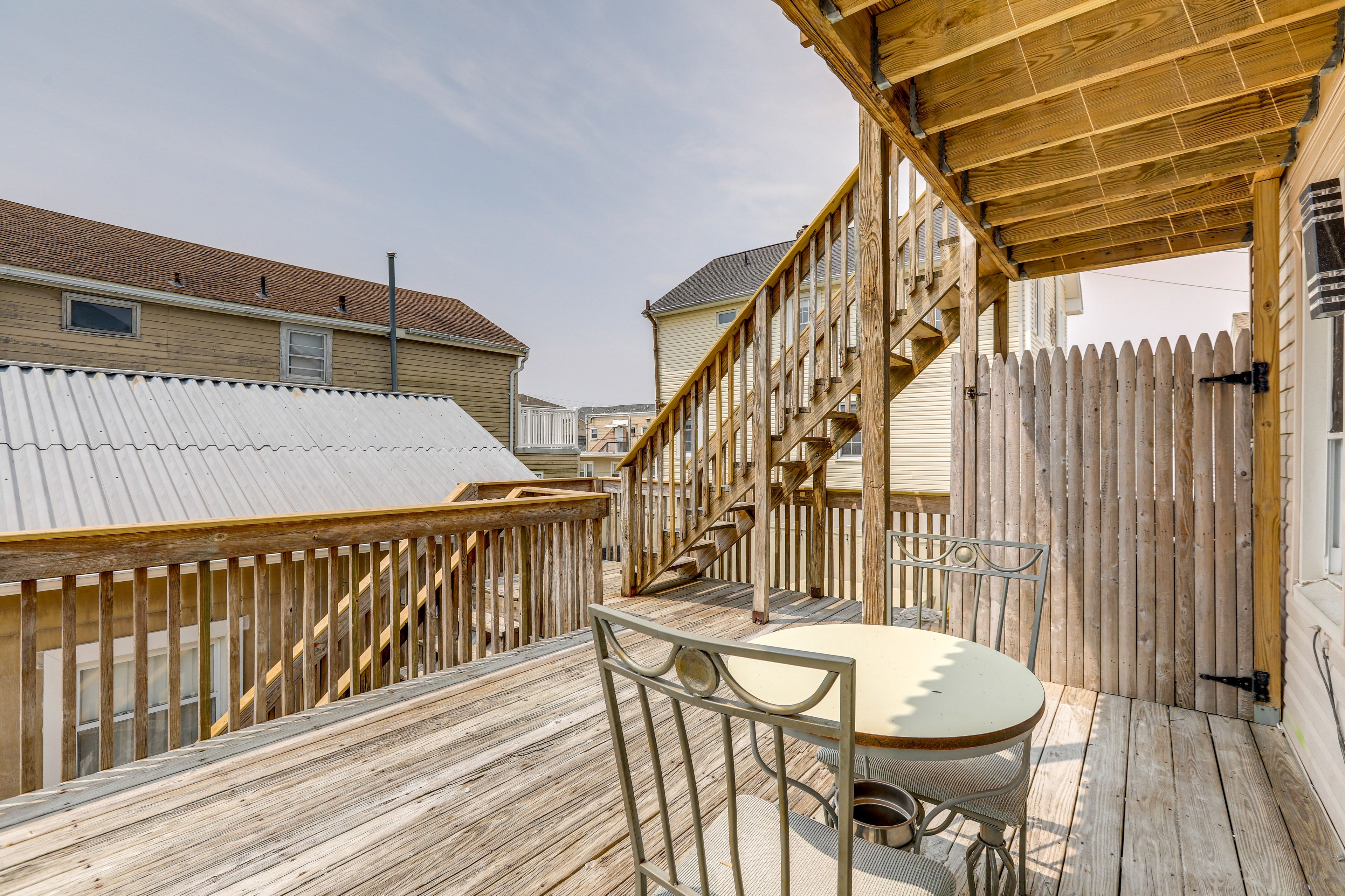 Private Deck