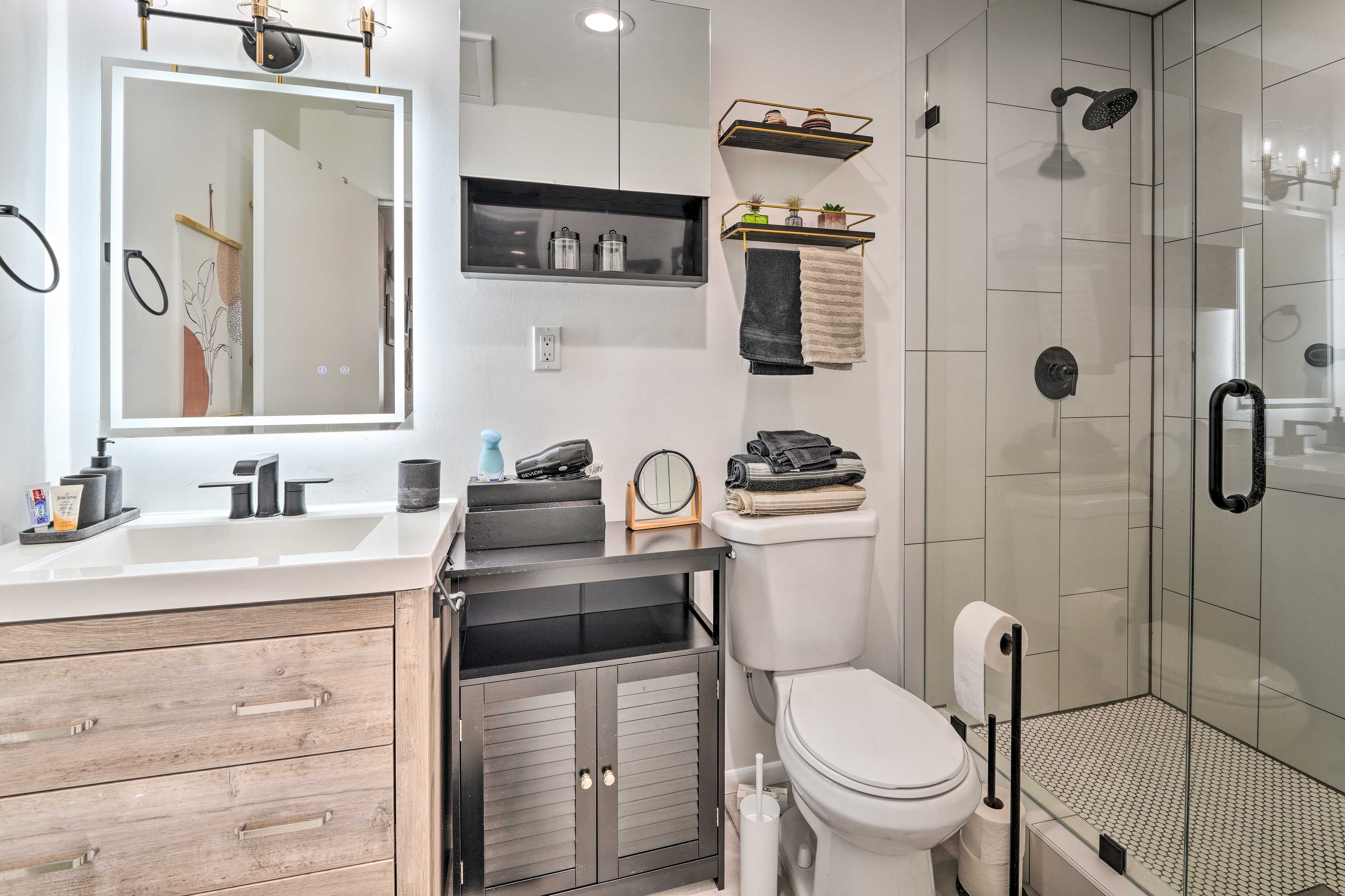 Full Bath | Hair Dryers