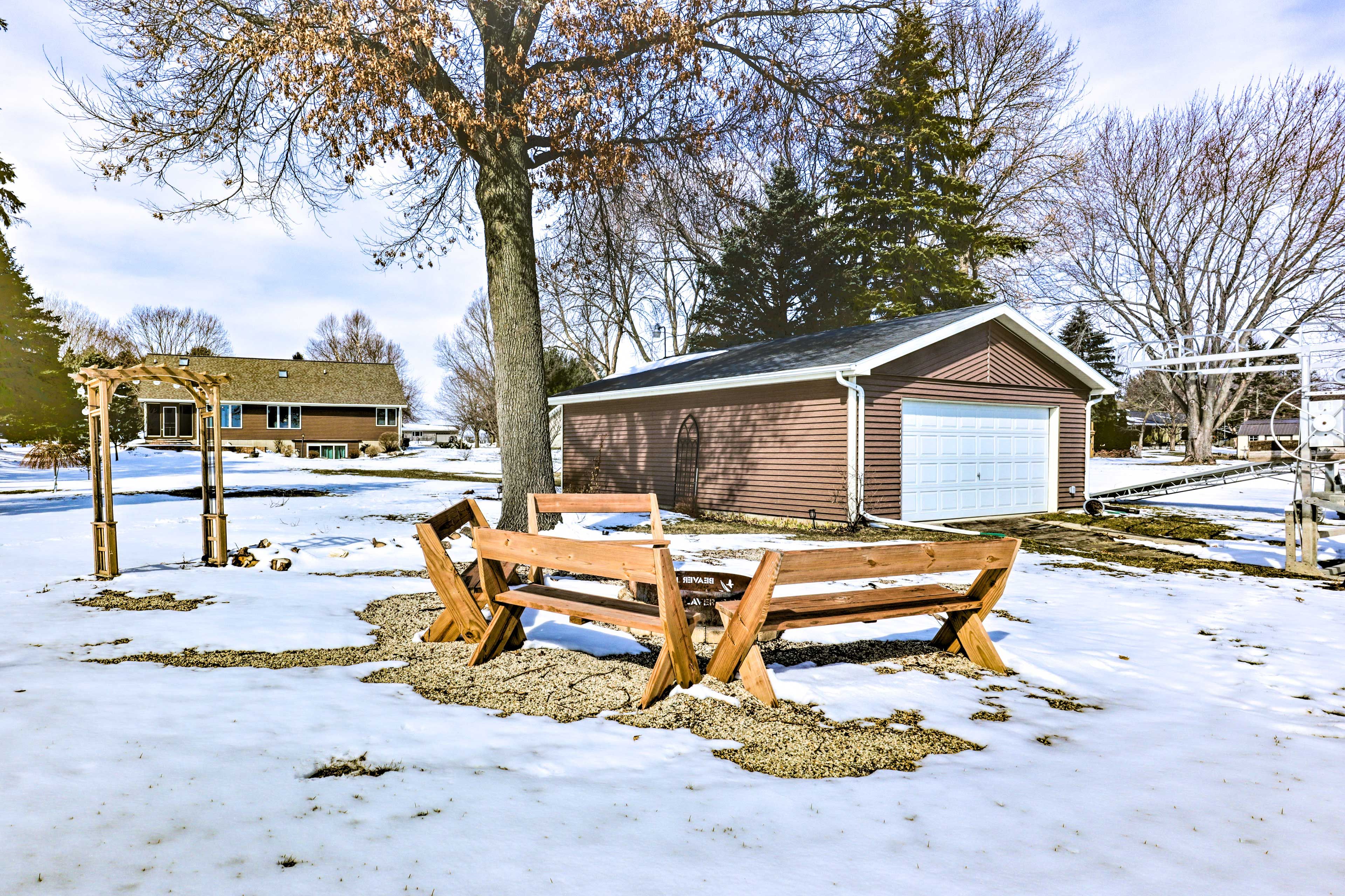 Backyard | Fire Pit | Outdoor Seating | Lake Views