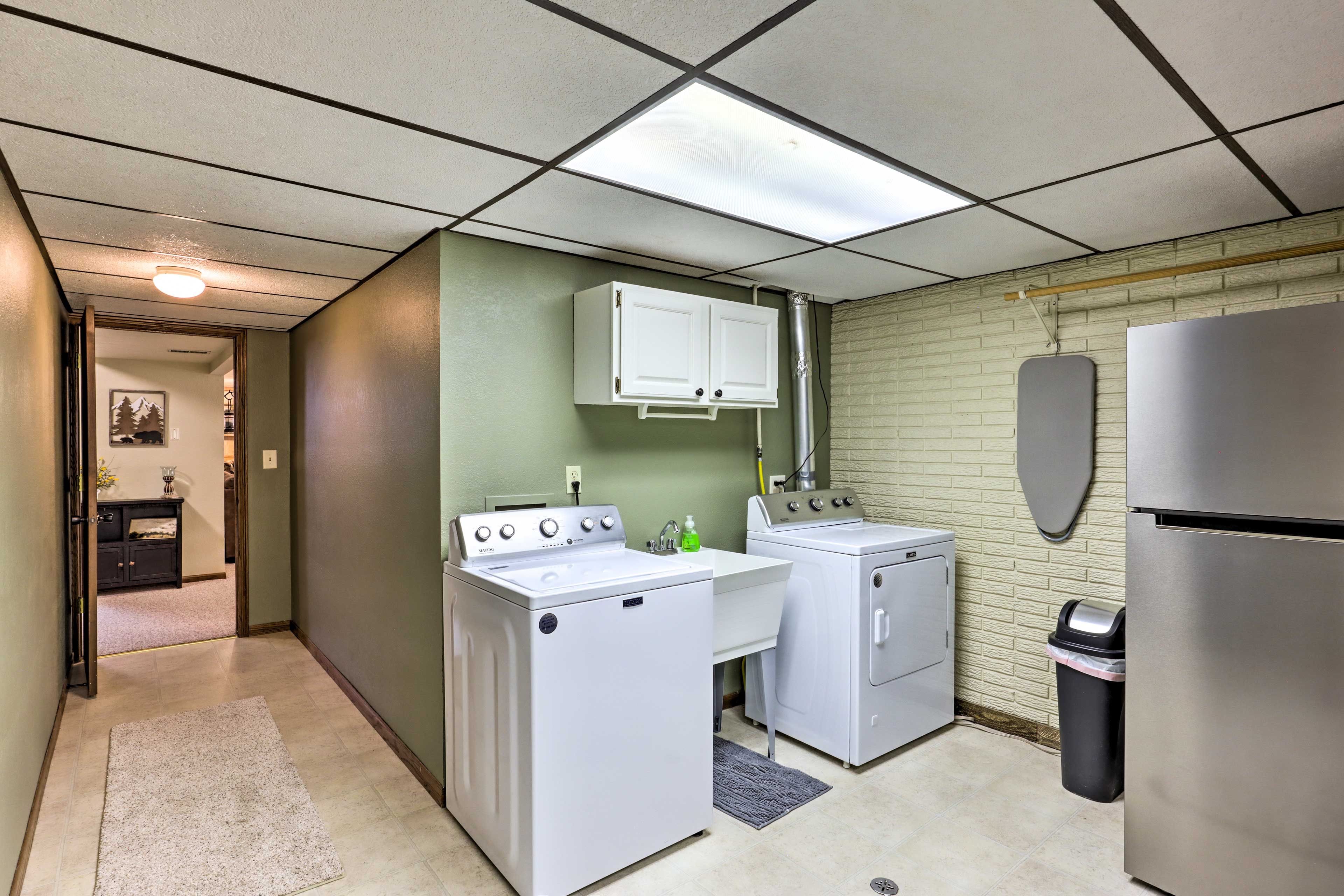 Washer & Dryer | Detergent Provided