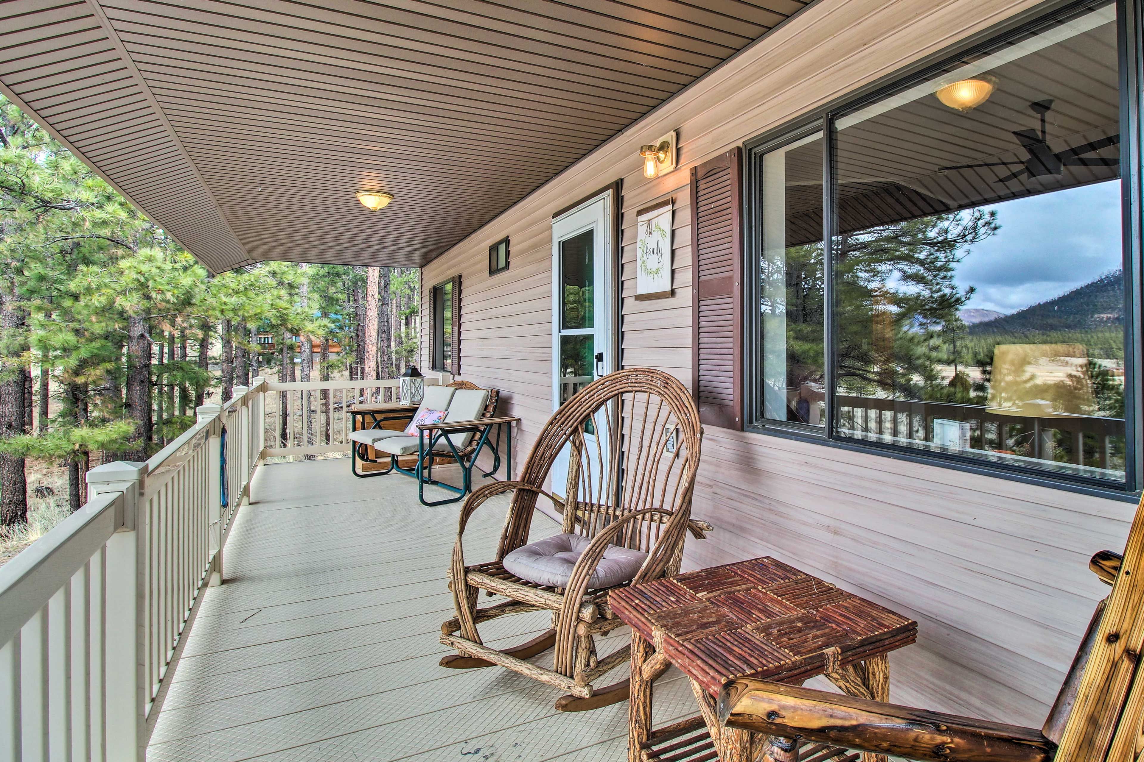 Deck | Private Yard | Gas Grill