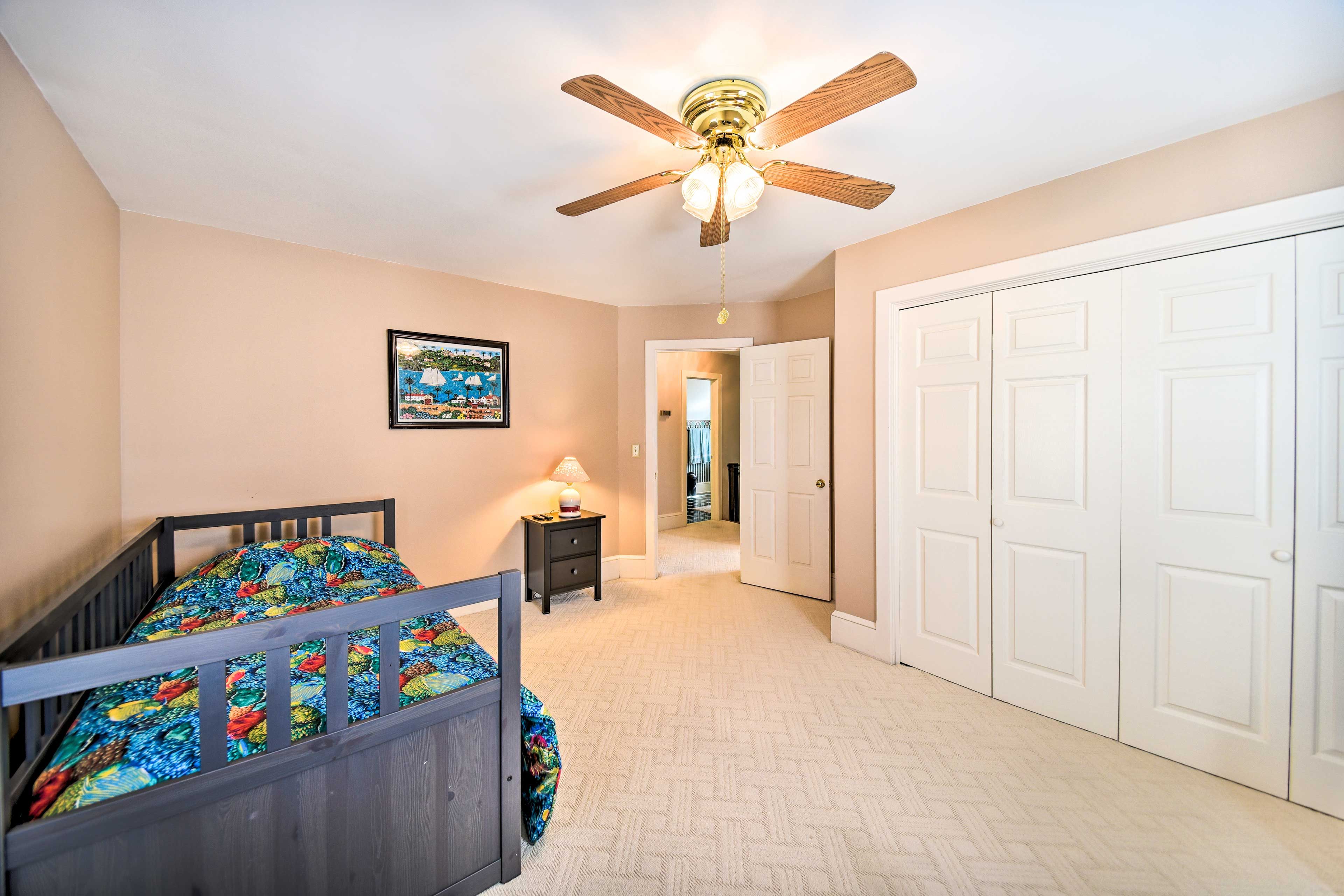 Bedroom 4 | Twin Daybed | 2nd Floor