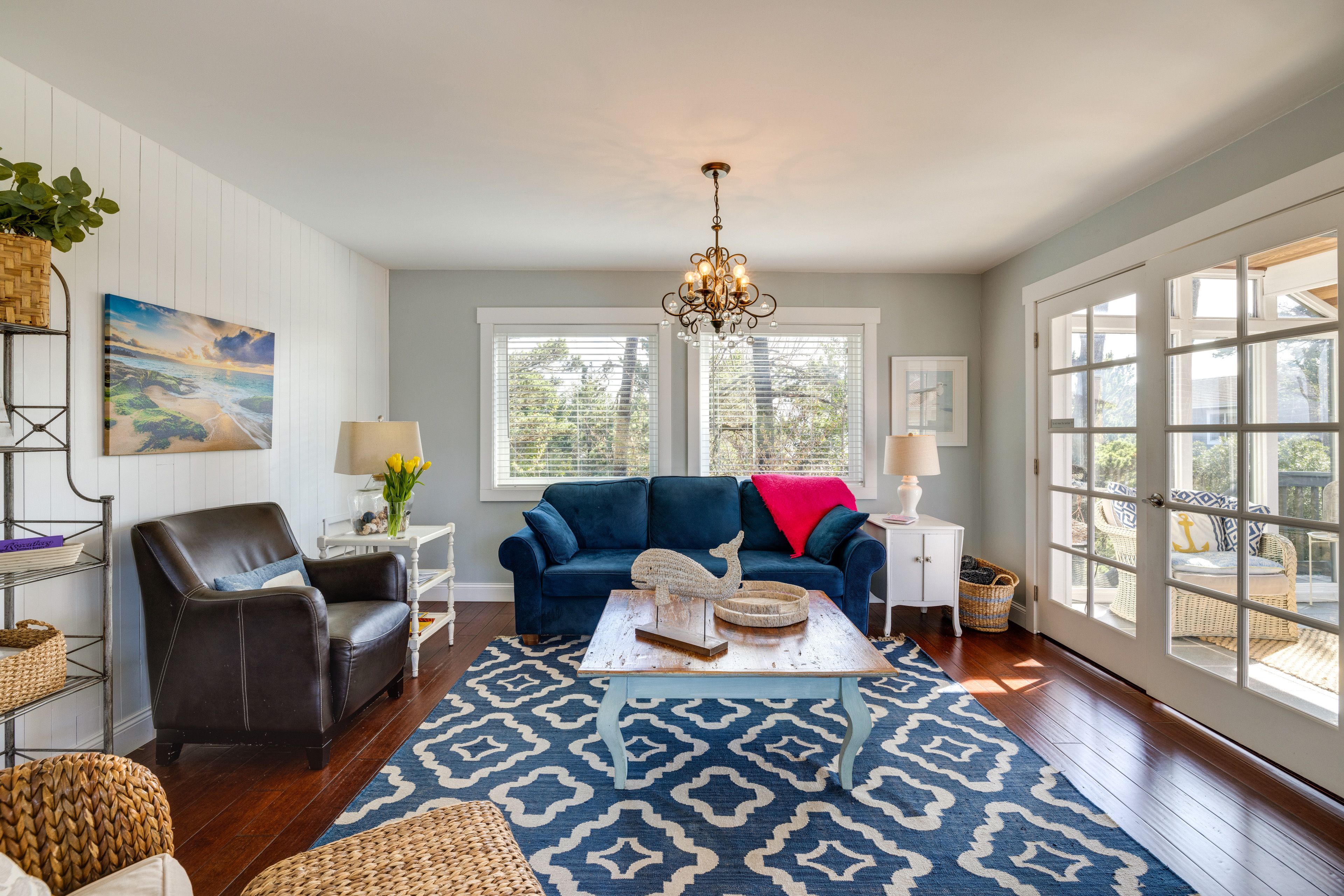 Living Room | Smart TV | Coastal Accents | Main Level