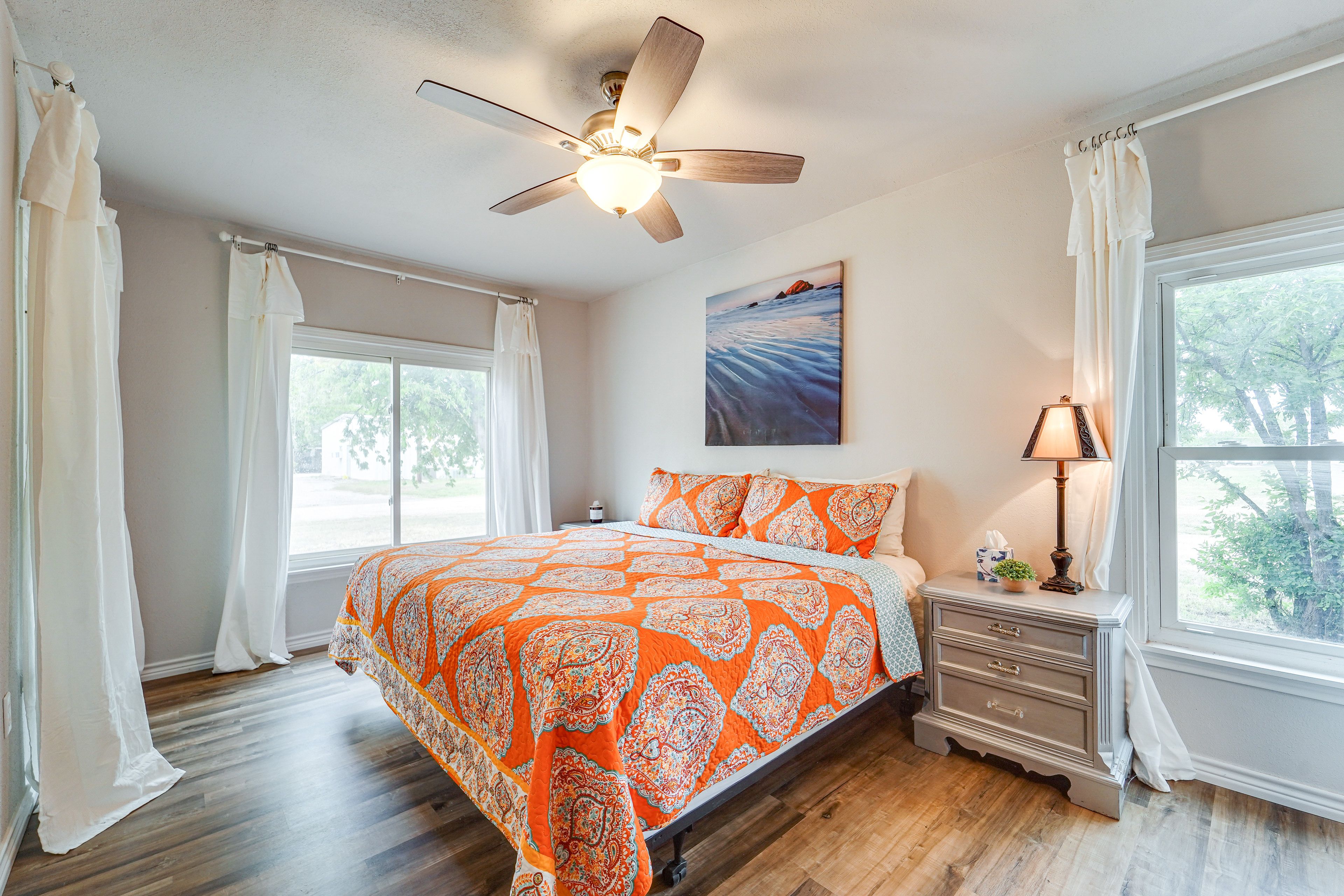 Bedroom 1 | King Bed | Linens Provided