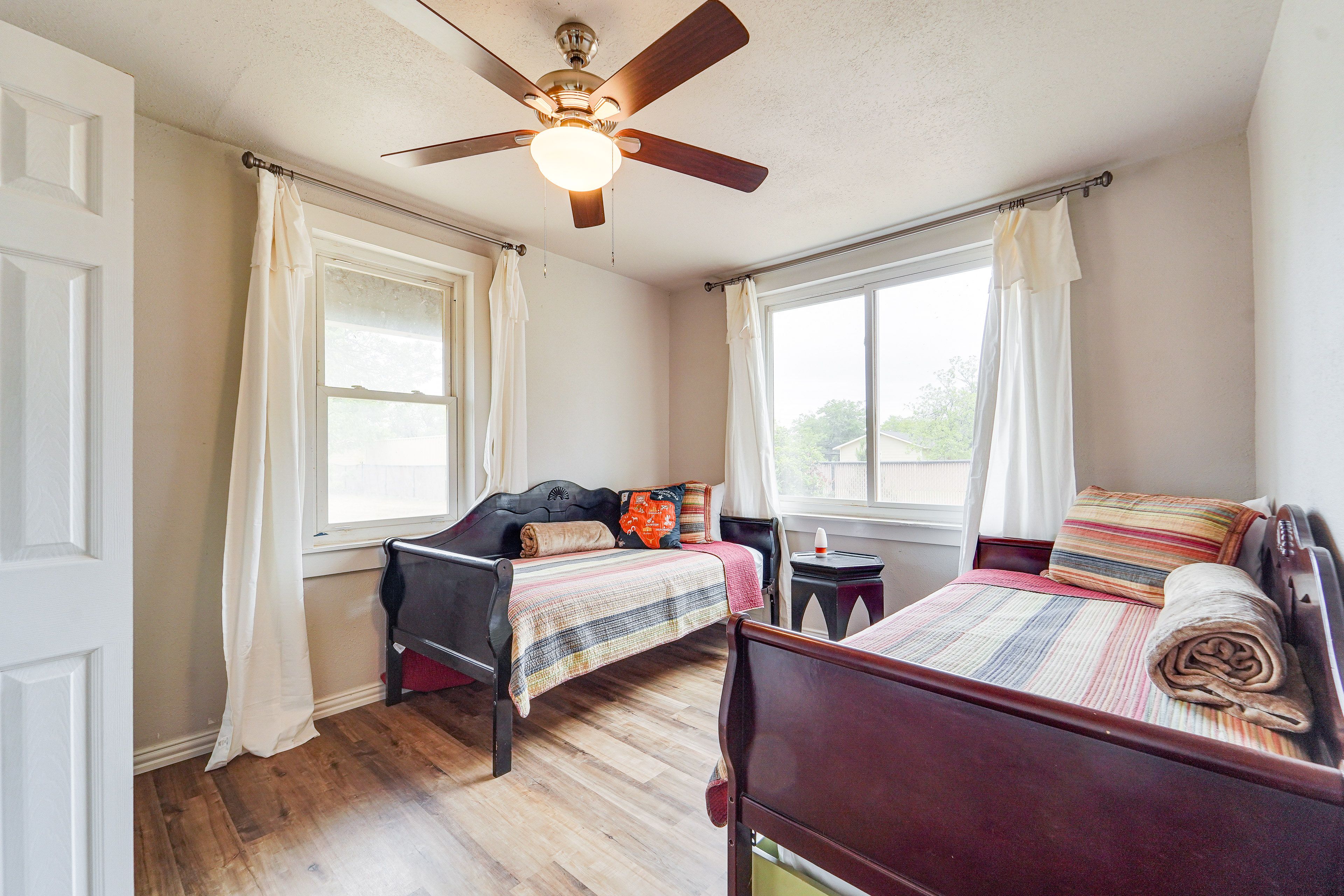 Bedroom 3 | Twin Daybed | Twin Daybed w/ Twin Trundle