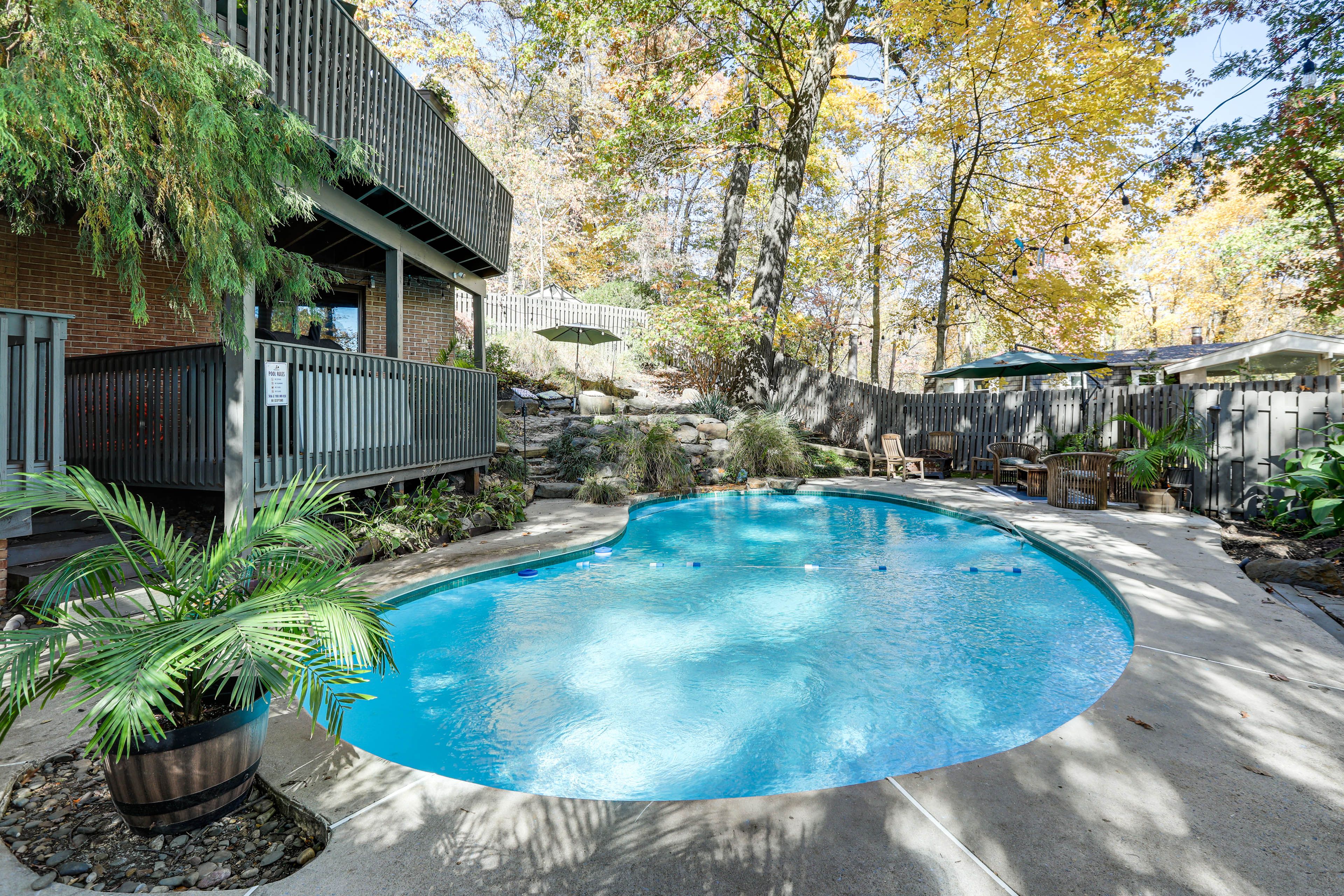 Private Seasonal Pool & Hot Tub